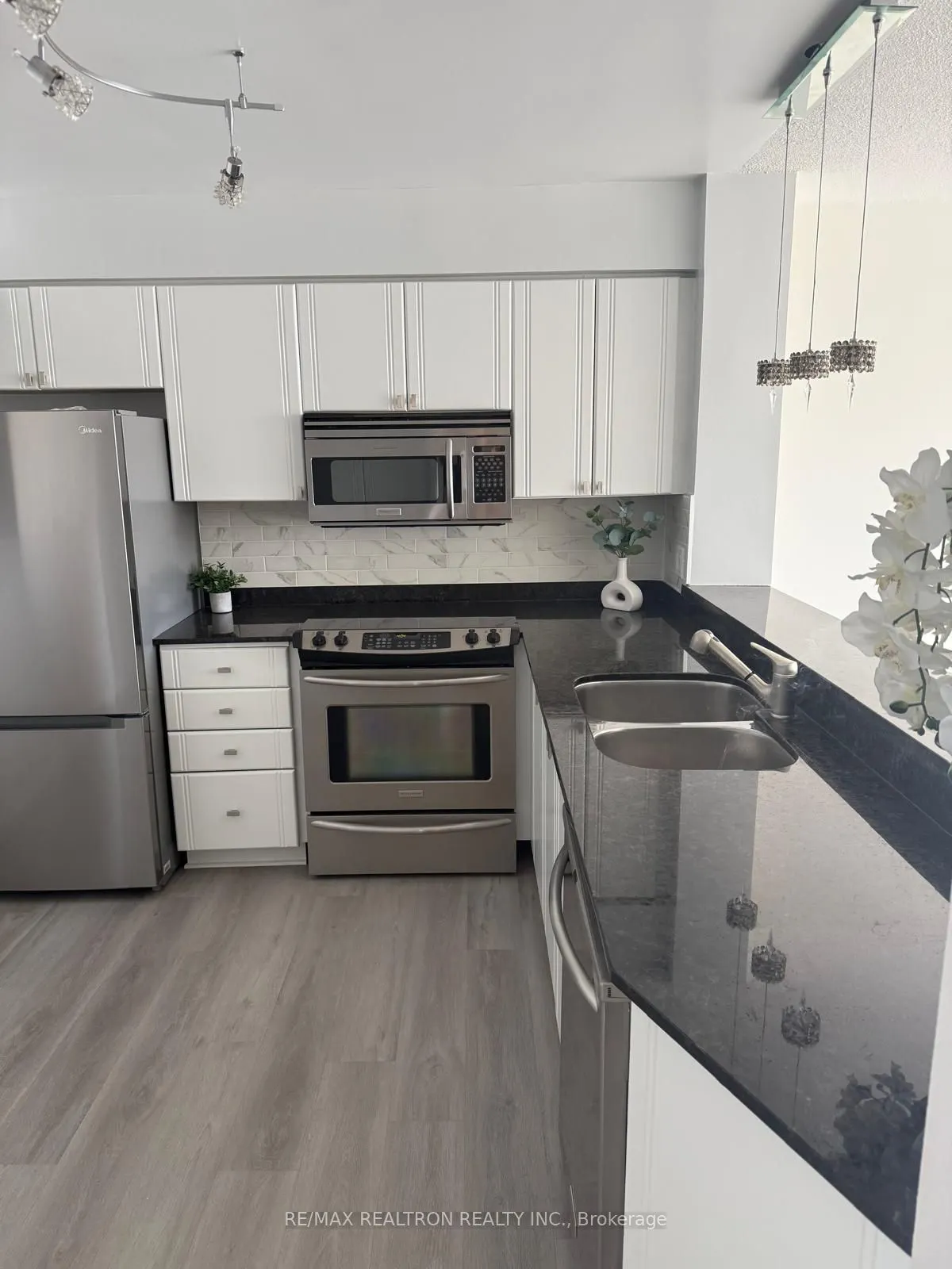 1131 Steeles Avenue W #407