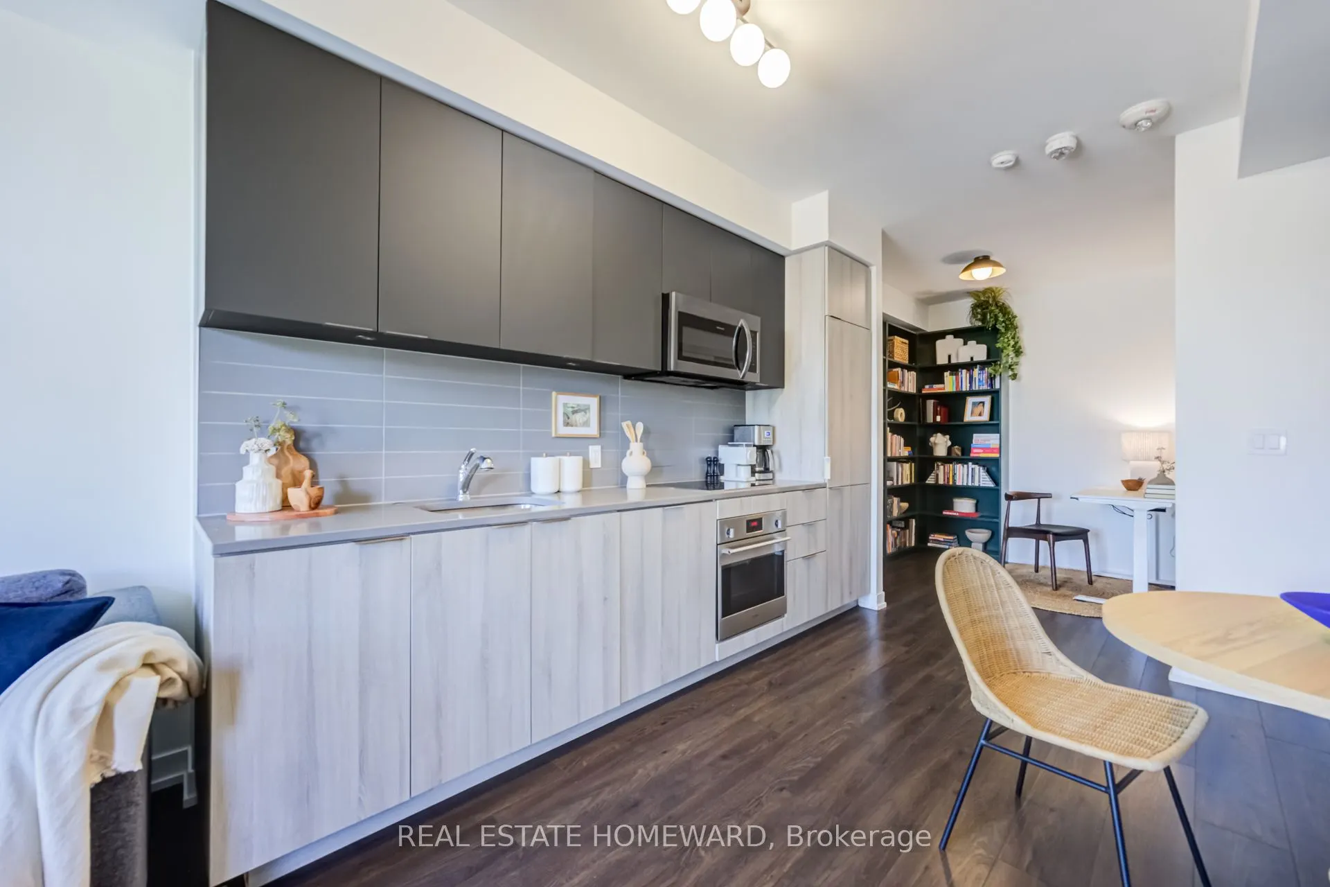 223 St Clair Avenue W #309