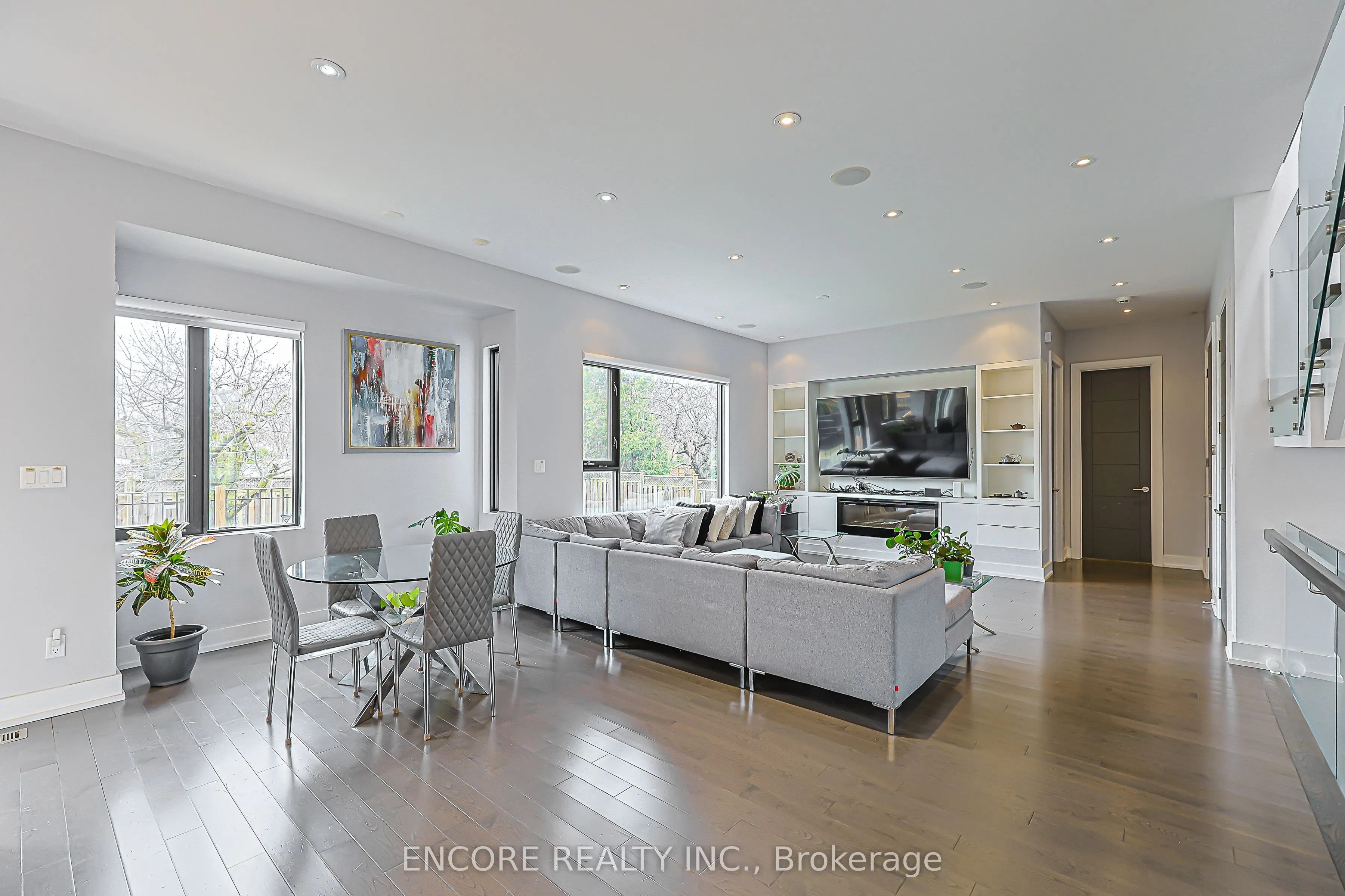 93 Pleasant View Drive