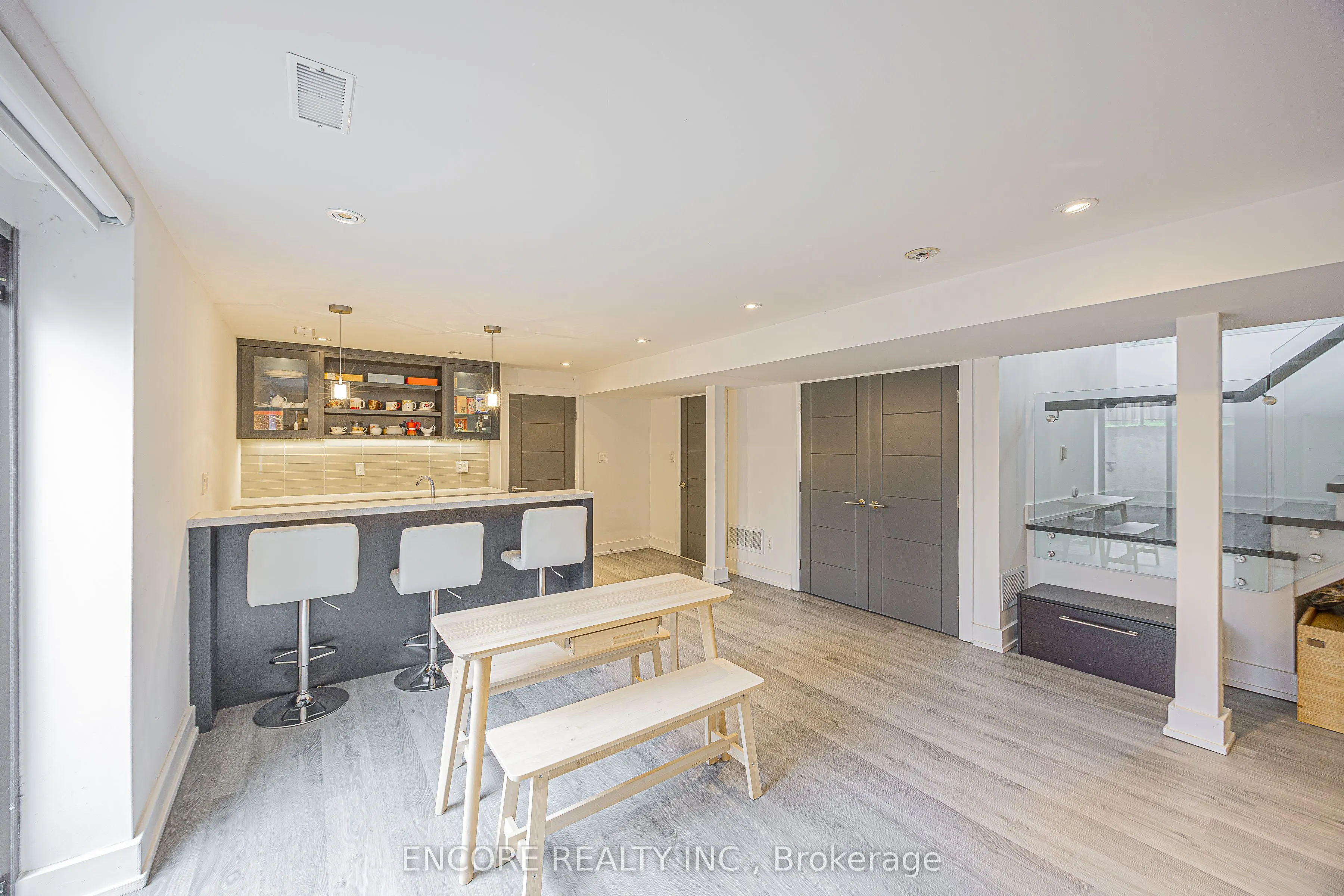 93 Pleasant View Drive