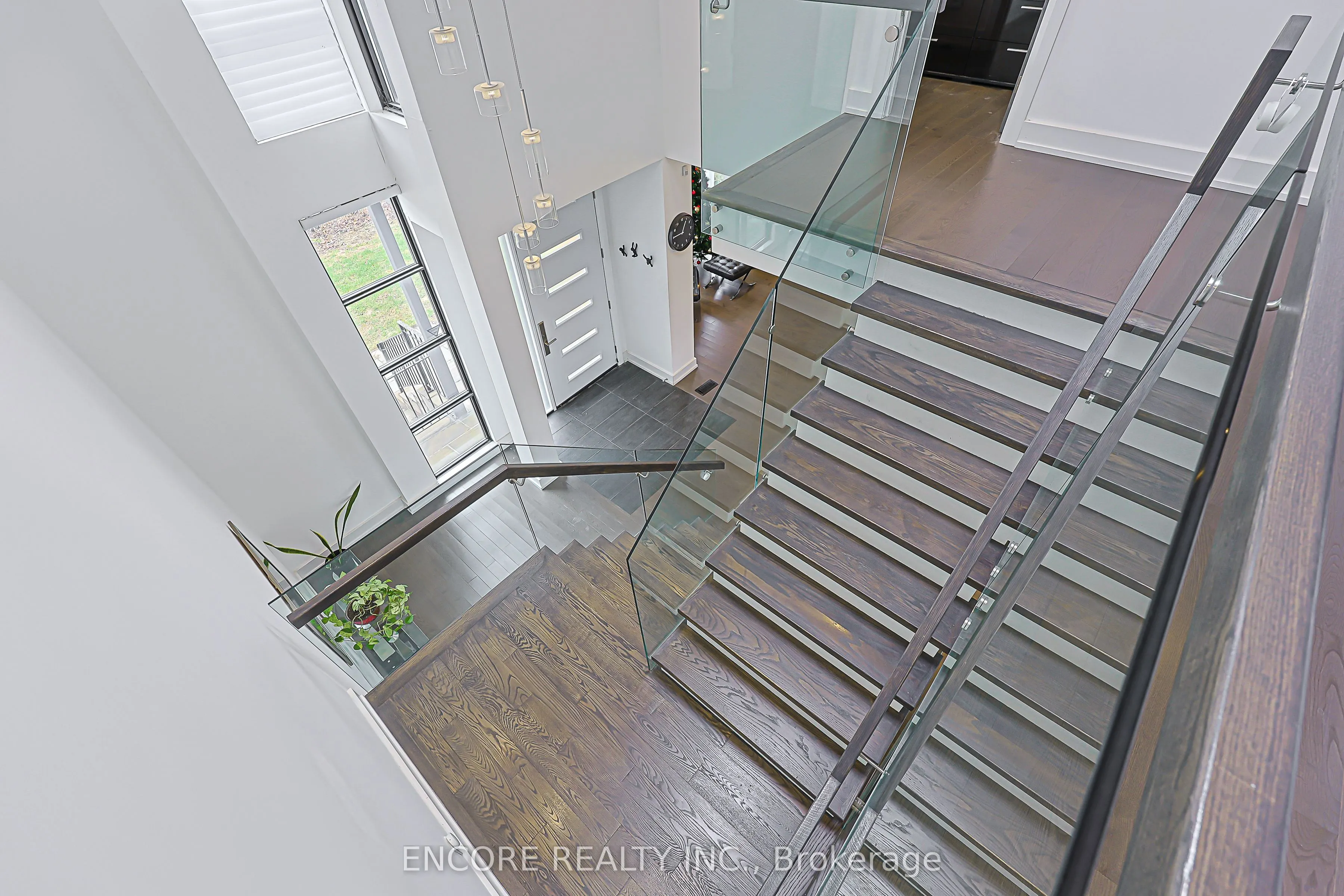 93 Pleasant View Drive