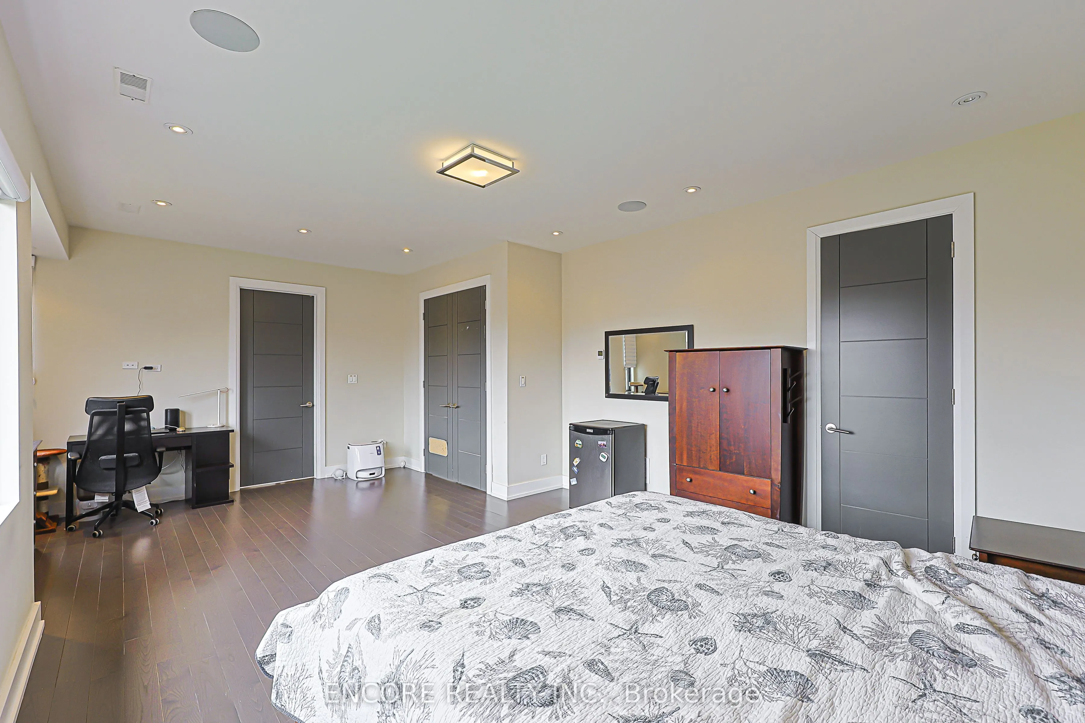93 Pleasant View Drive