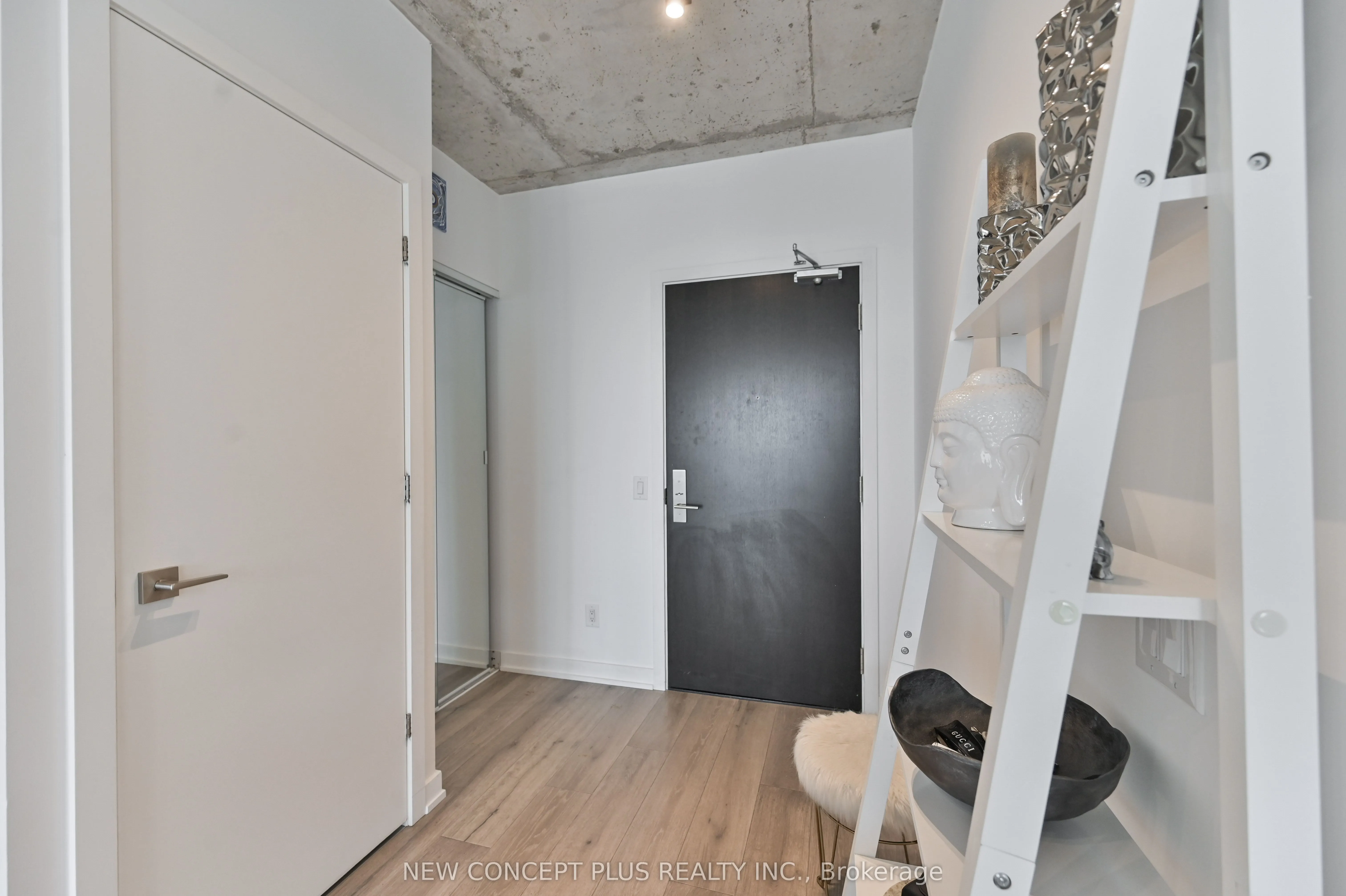 55 Ontario Street #2301