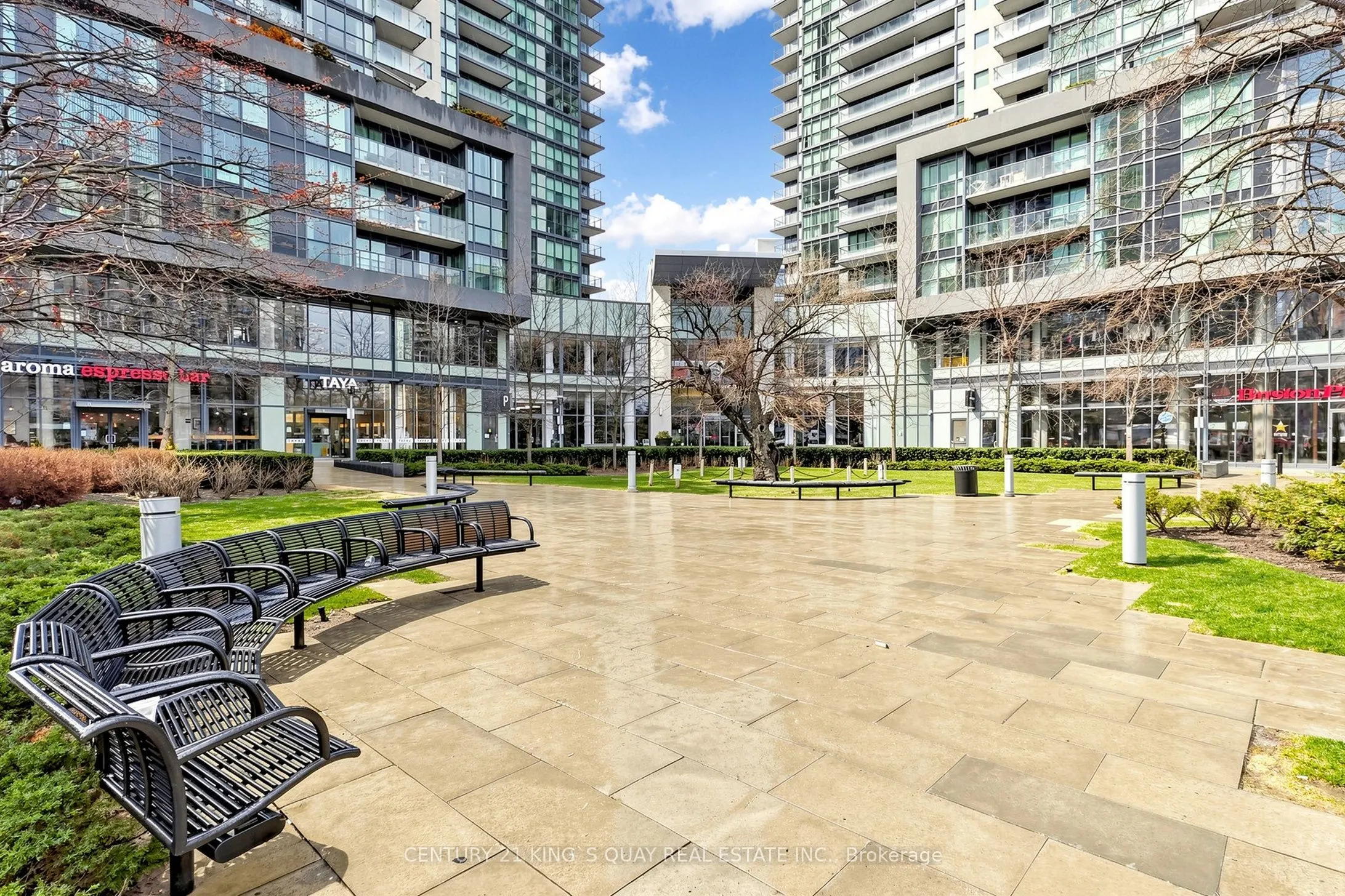5168 Yonge Street #LPH101