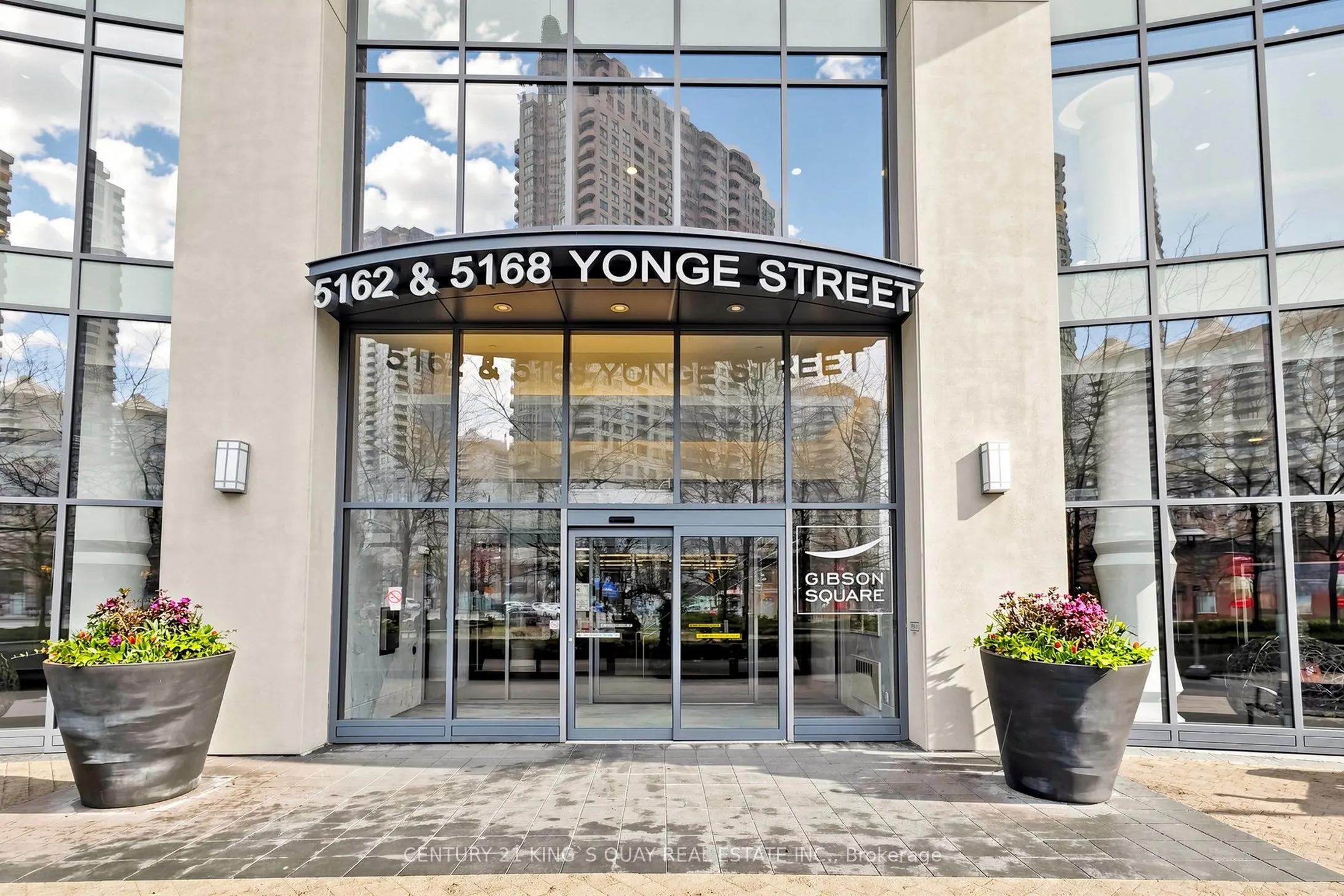 5168 Yonge Street #LPH101
