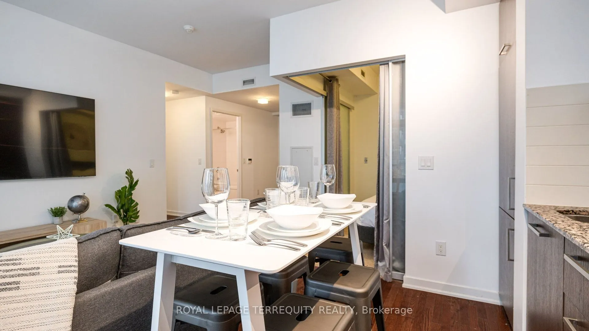 14 York Street #1101