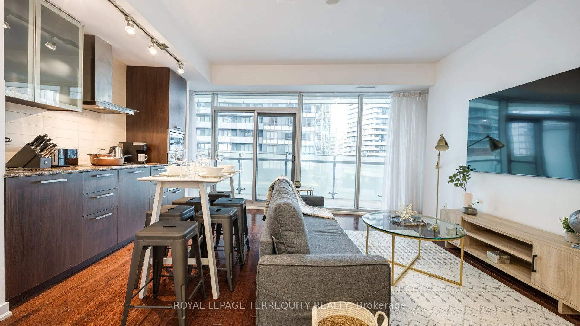 14 York Street #1101