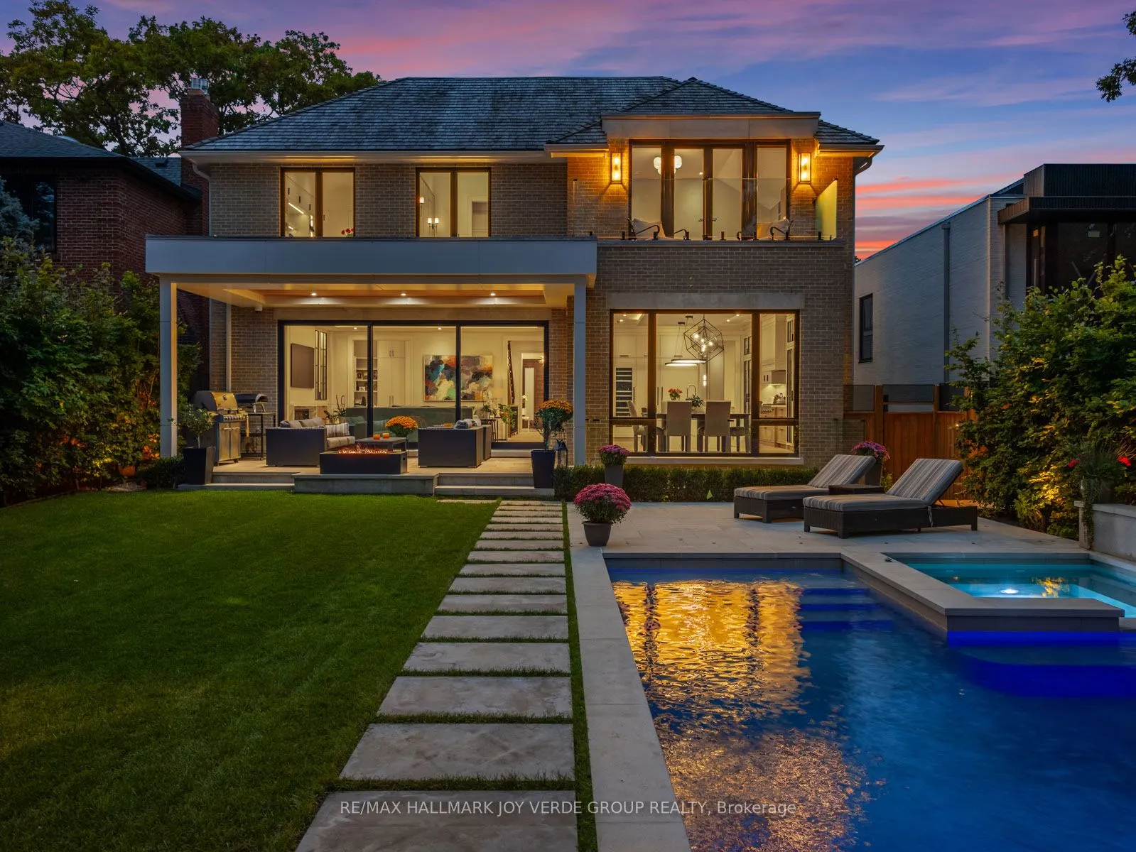123 Rochester Avenue