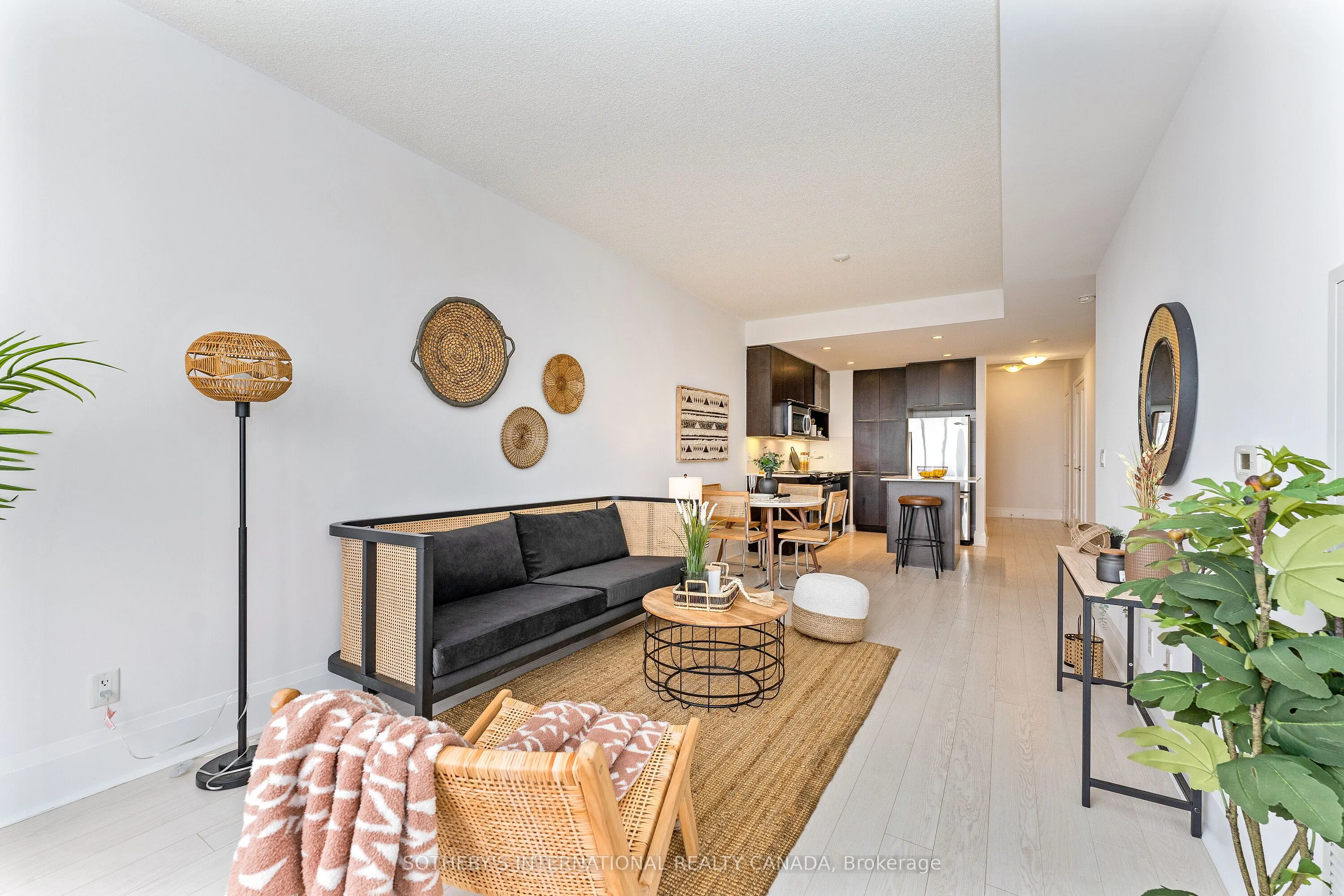 100 Harrison Garden Boulevard #824