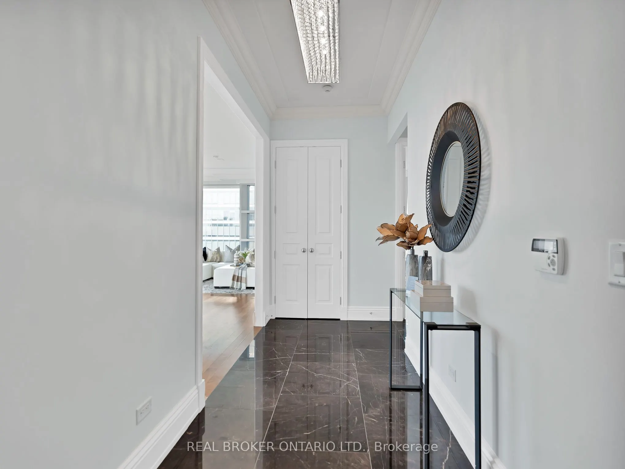 183 Wellington Street W #3803