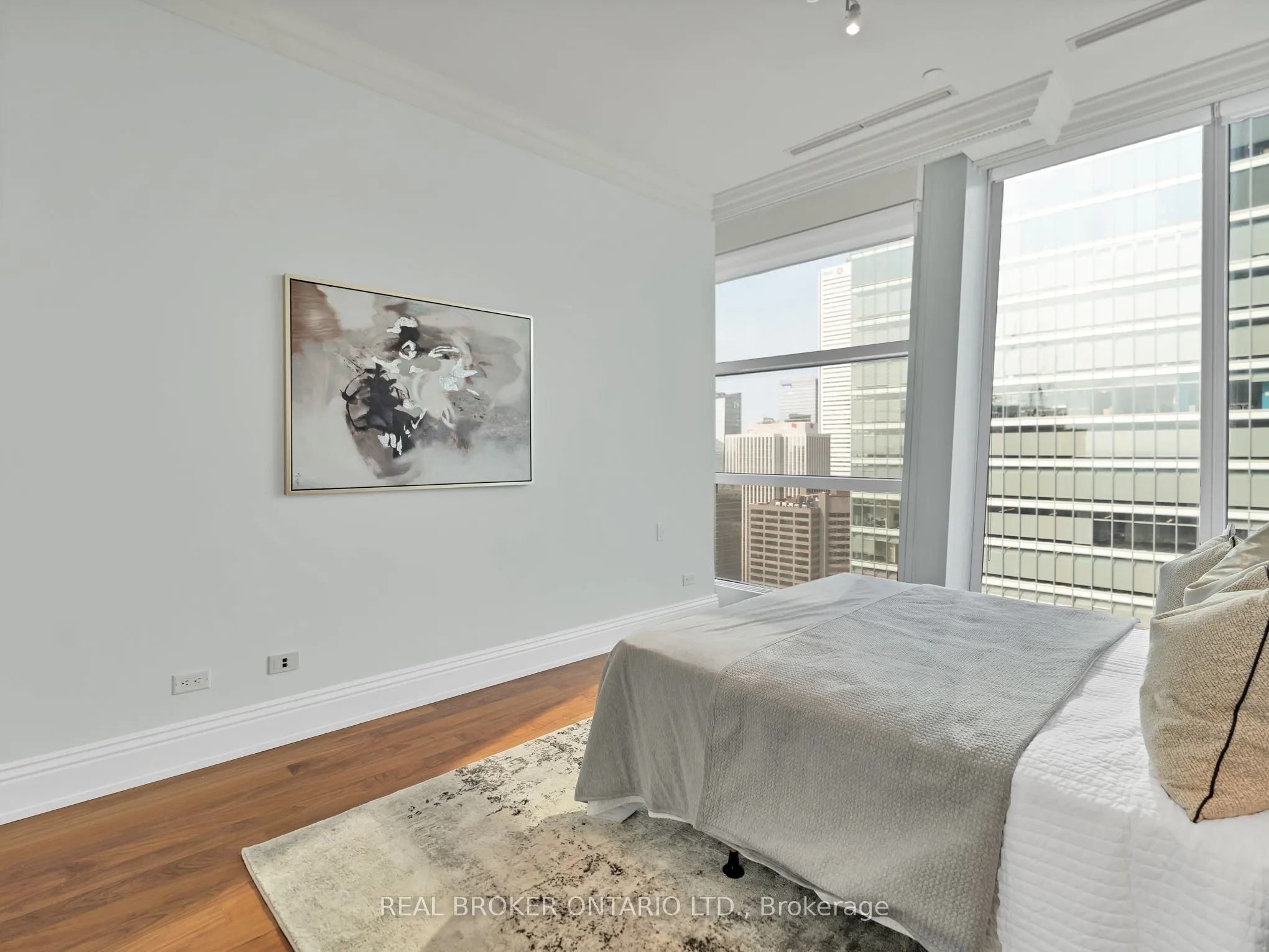183 Wellington Street W #3803
