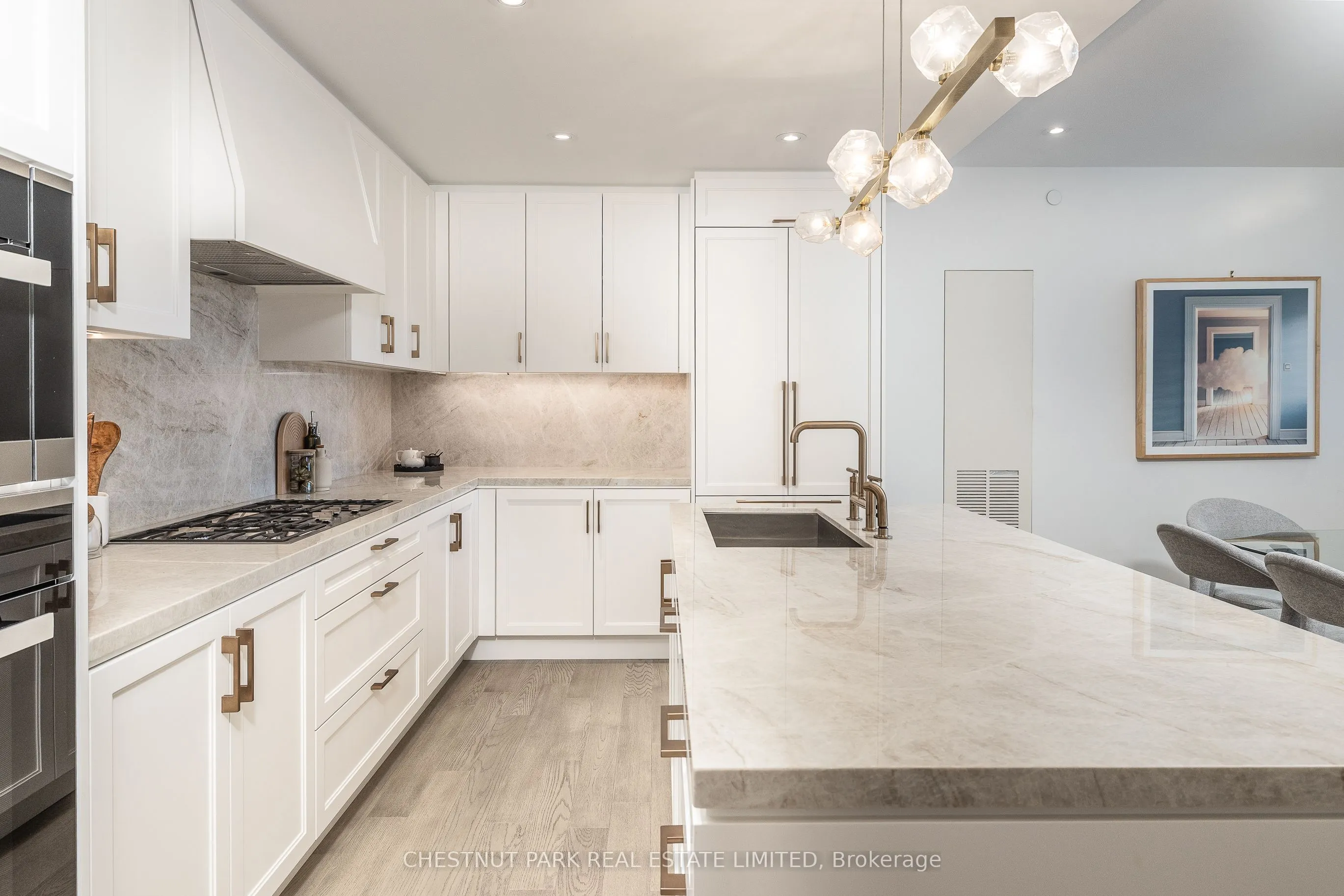 1 Strathgowan Avenue #408