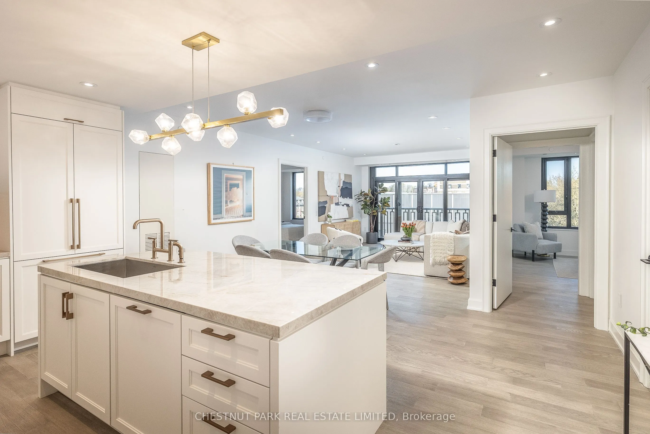 1 Strathgowan Avenue #408