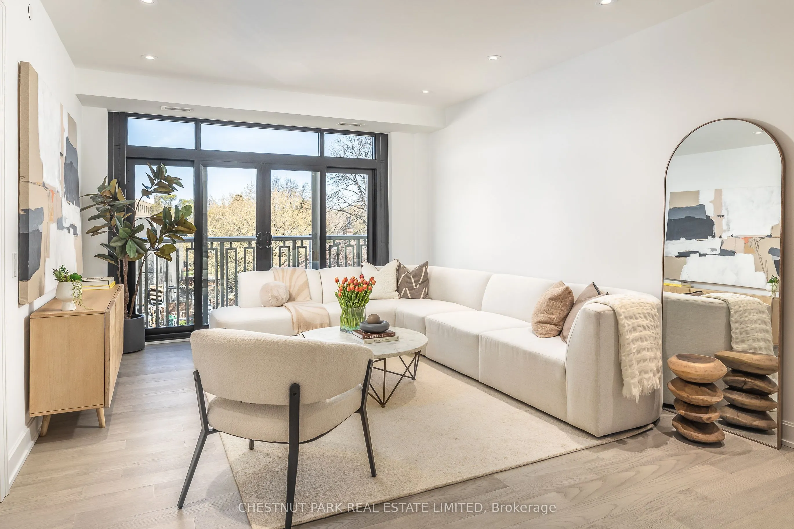 1 Strathgowan Avenue #408