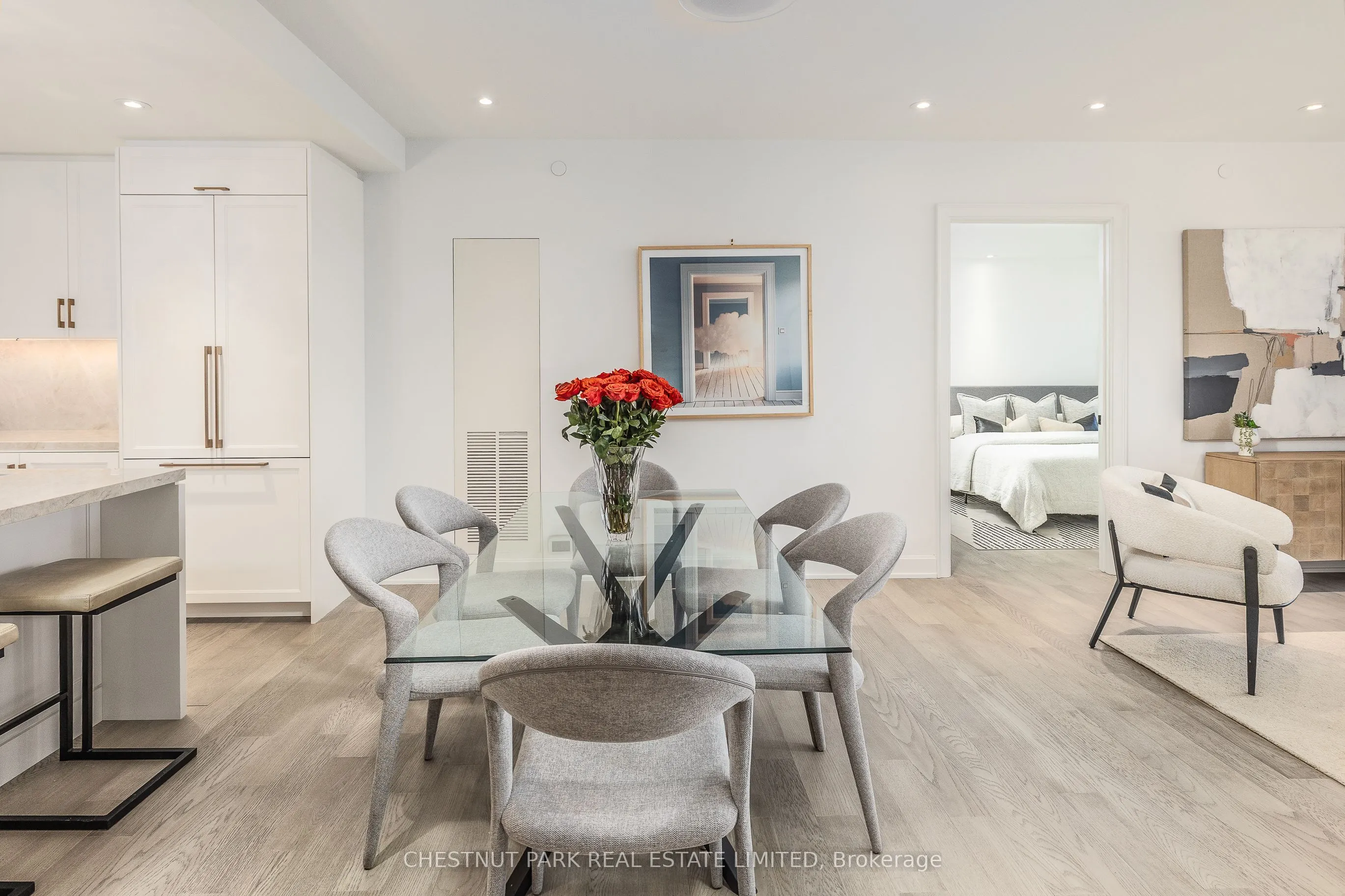 1 Strathgowan Avenue #408