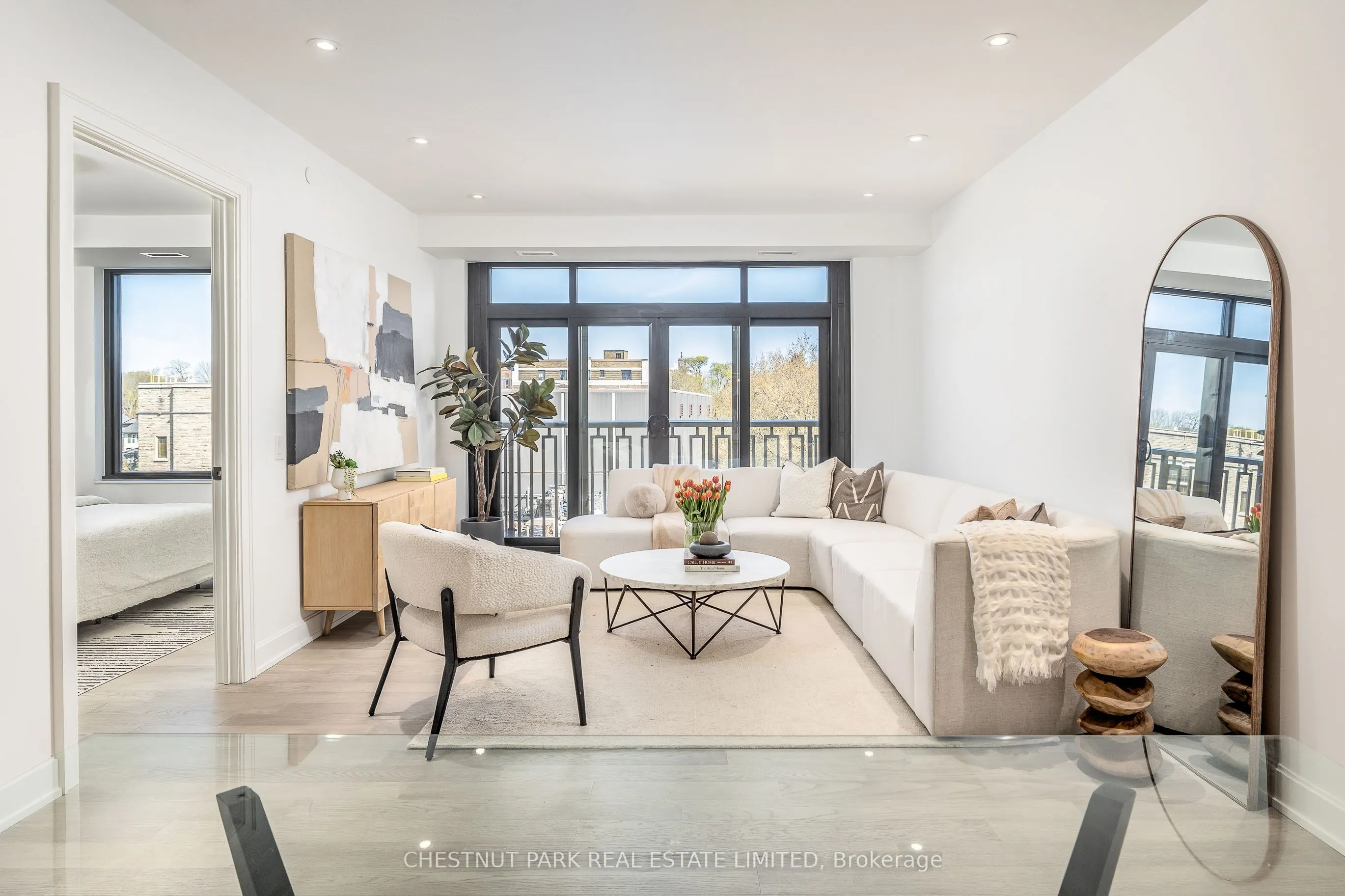 1 Strathgowan Avenue #408
