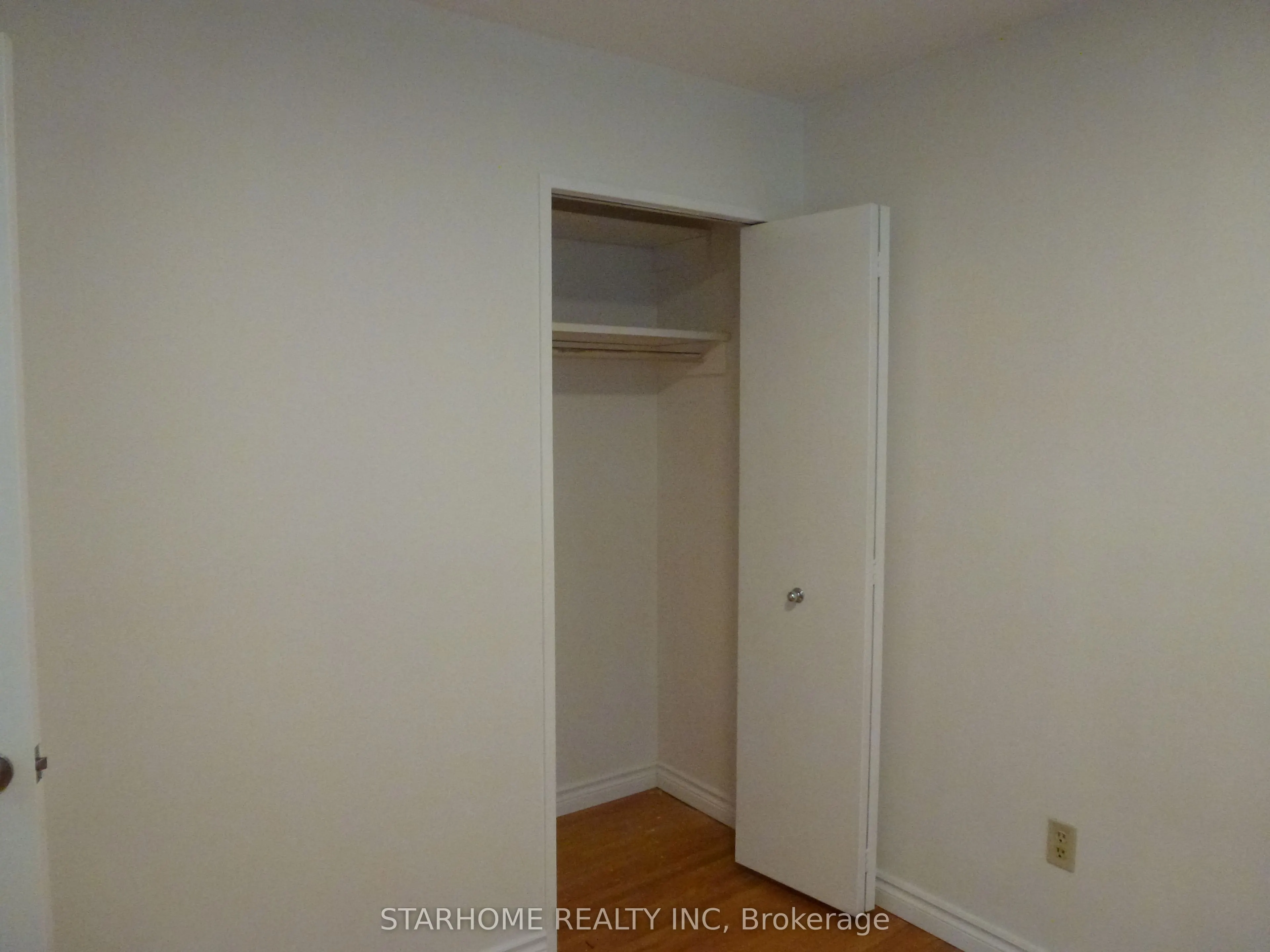 8 Shaughnessy Boulevard