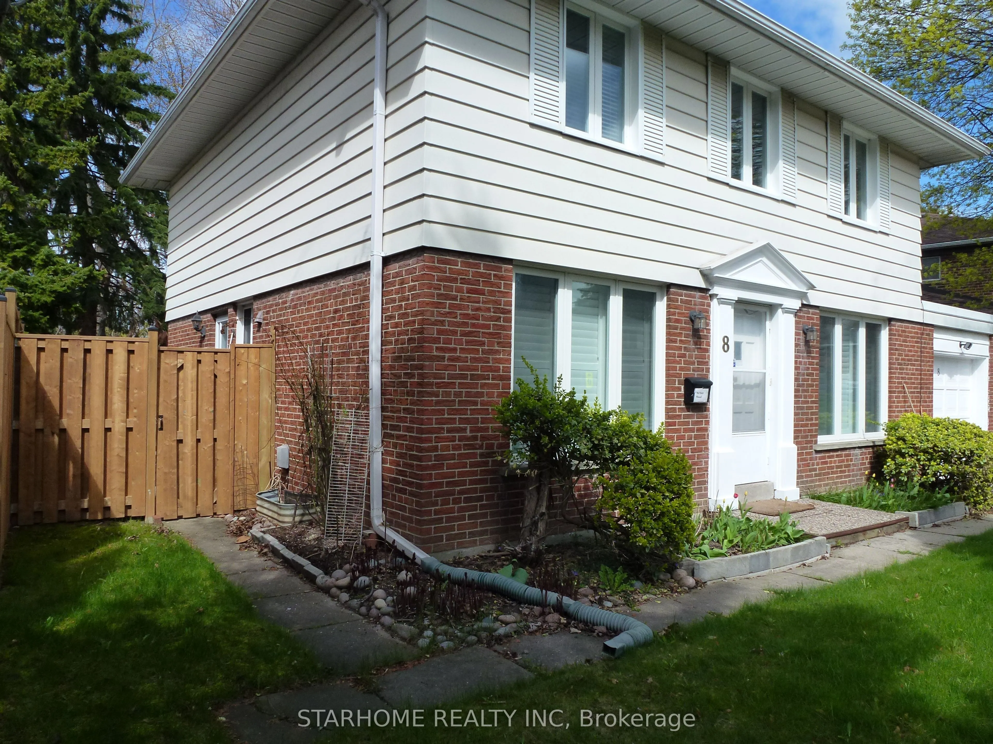 8 Shaughnessy Boulevard