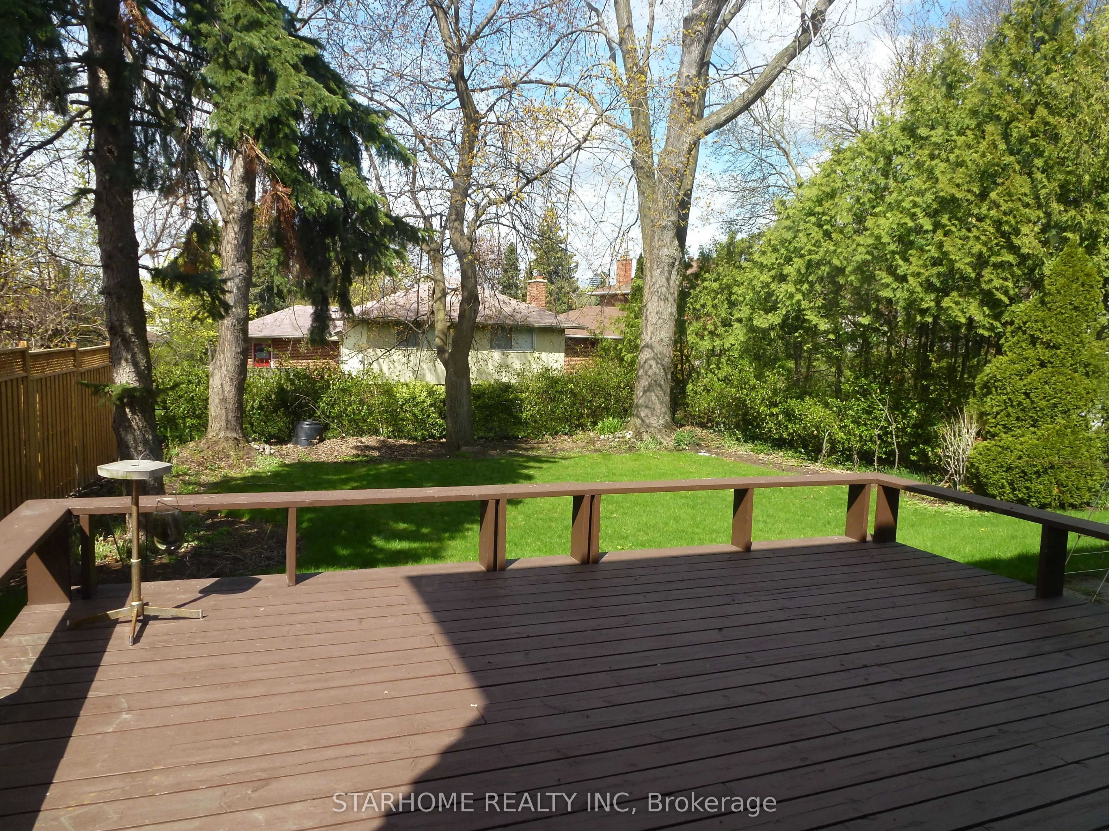 8 Shaughnessy Boulevard