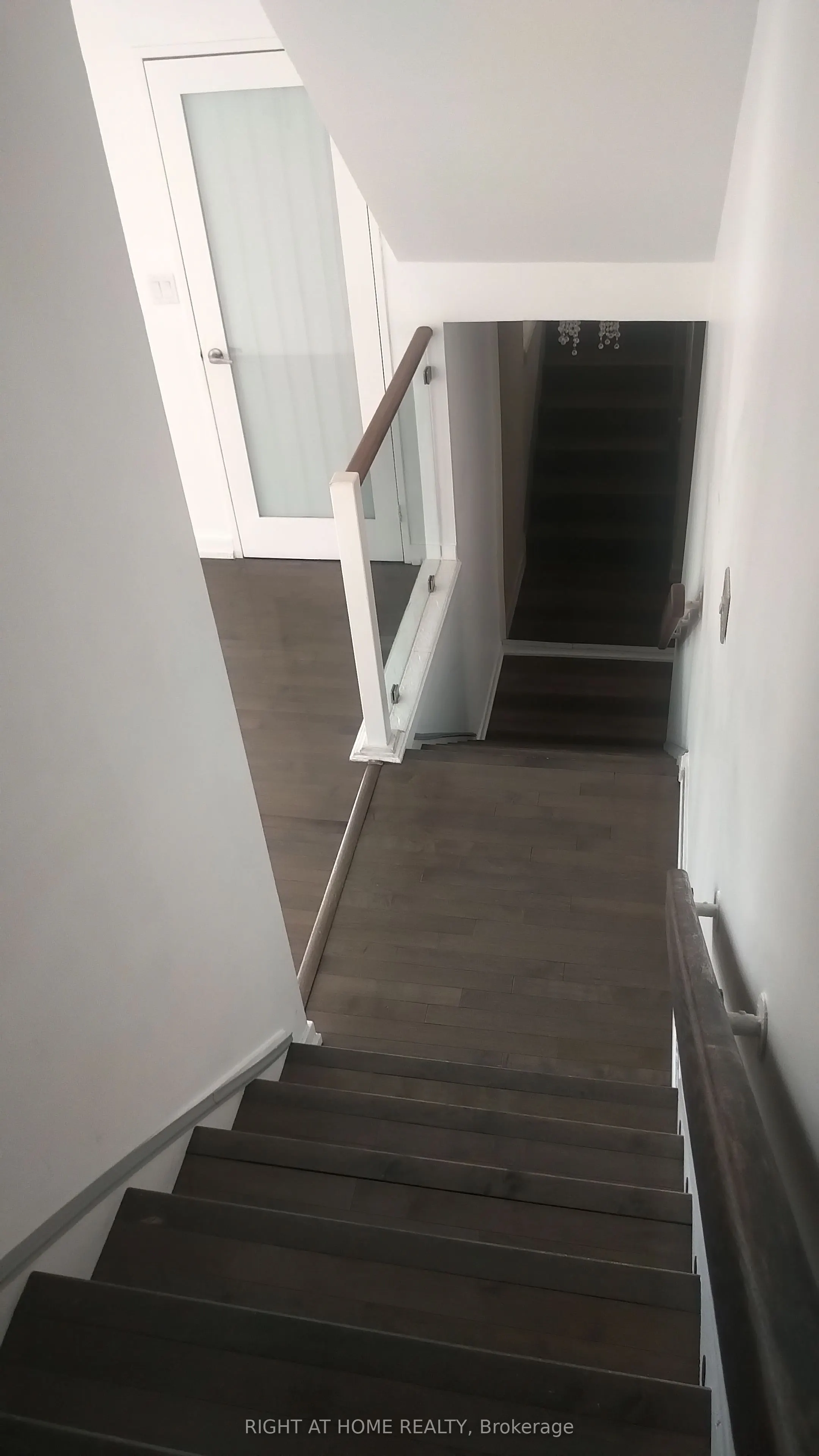 33 Harbour Square #2803
