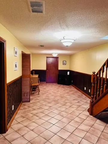 382 Roxton Road