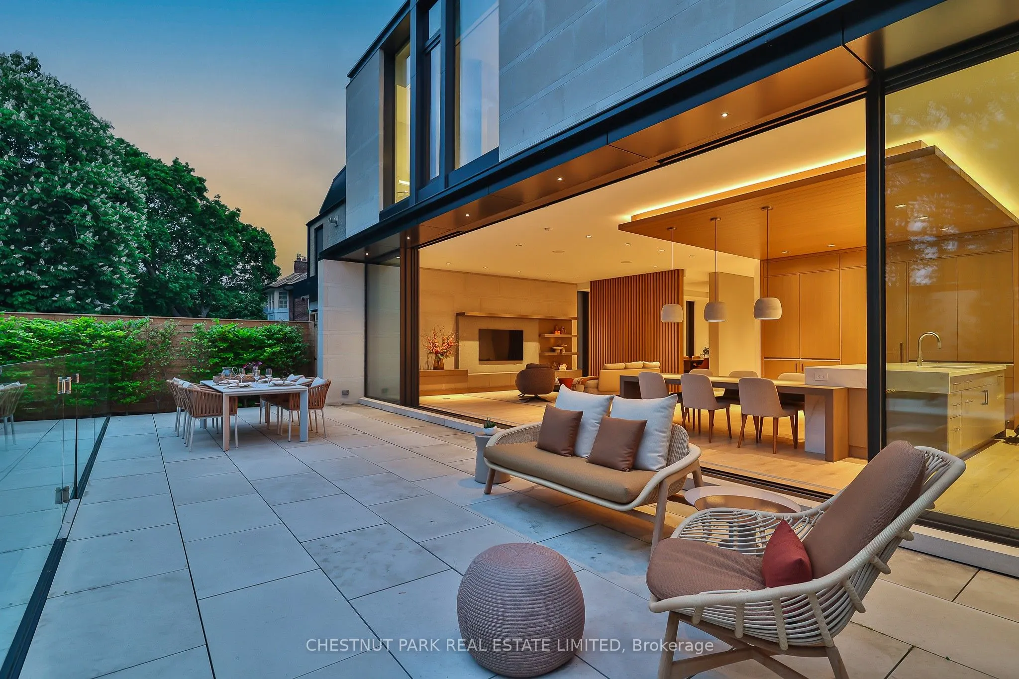 50 Teddington Park Avenue