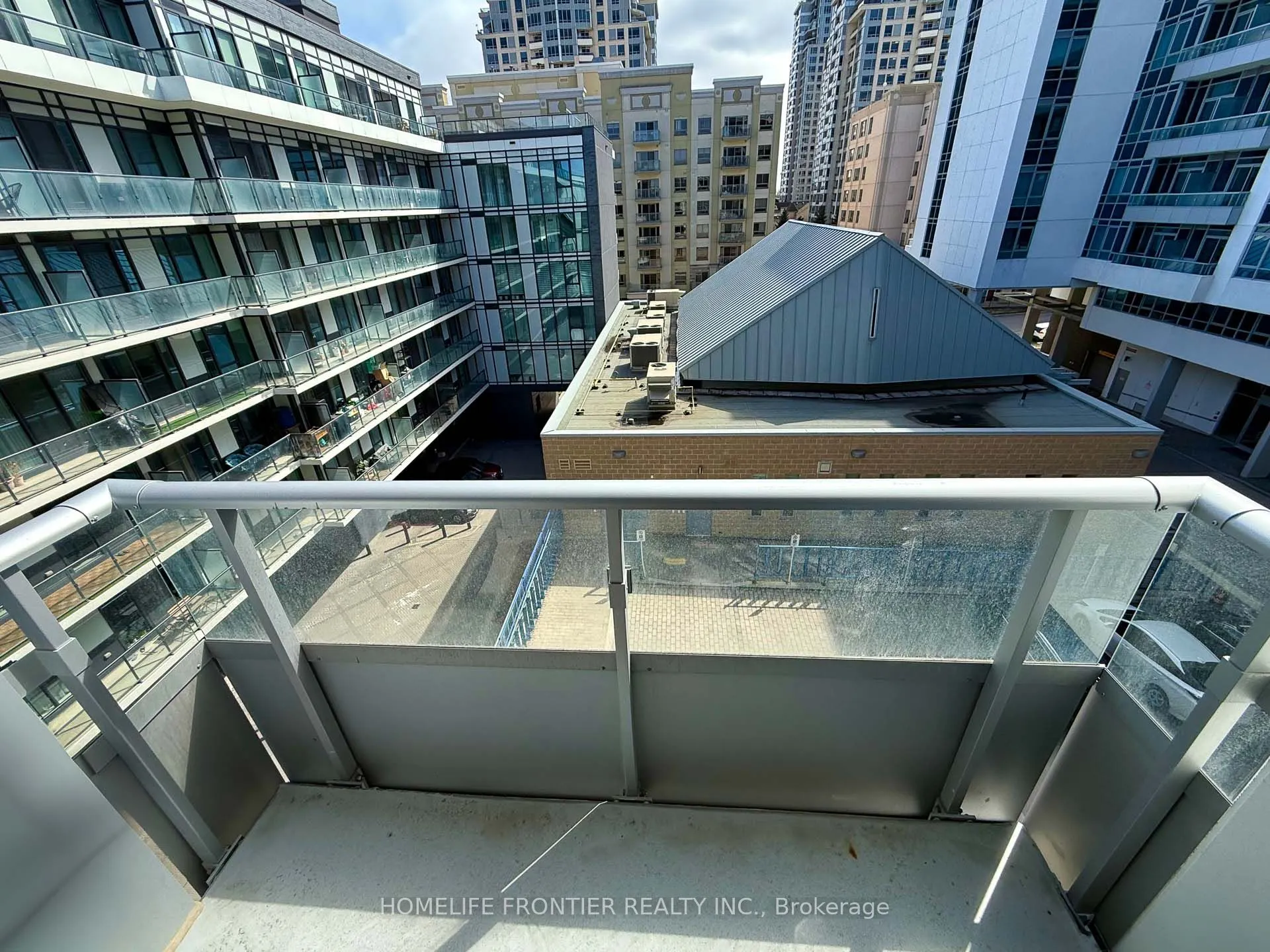 591 Sheppard Avenue E #629