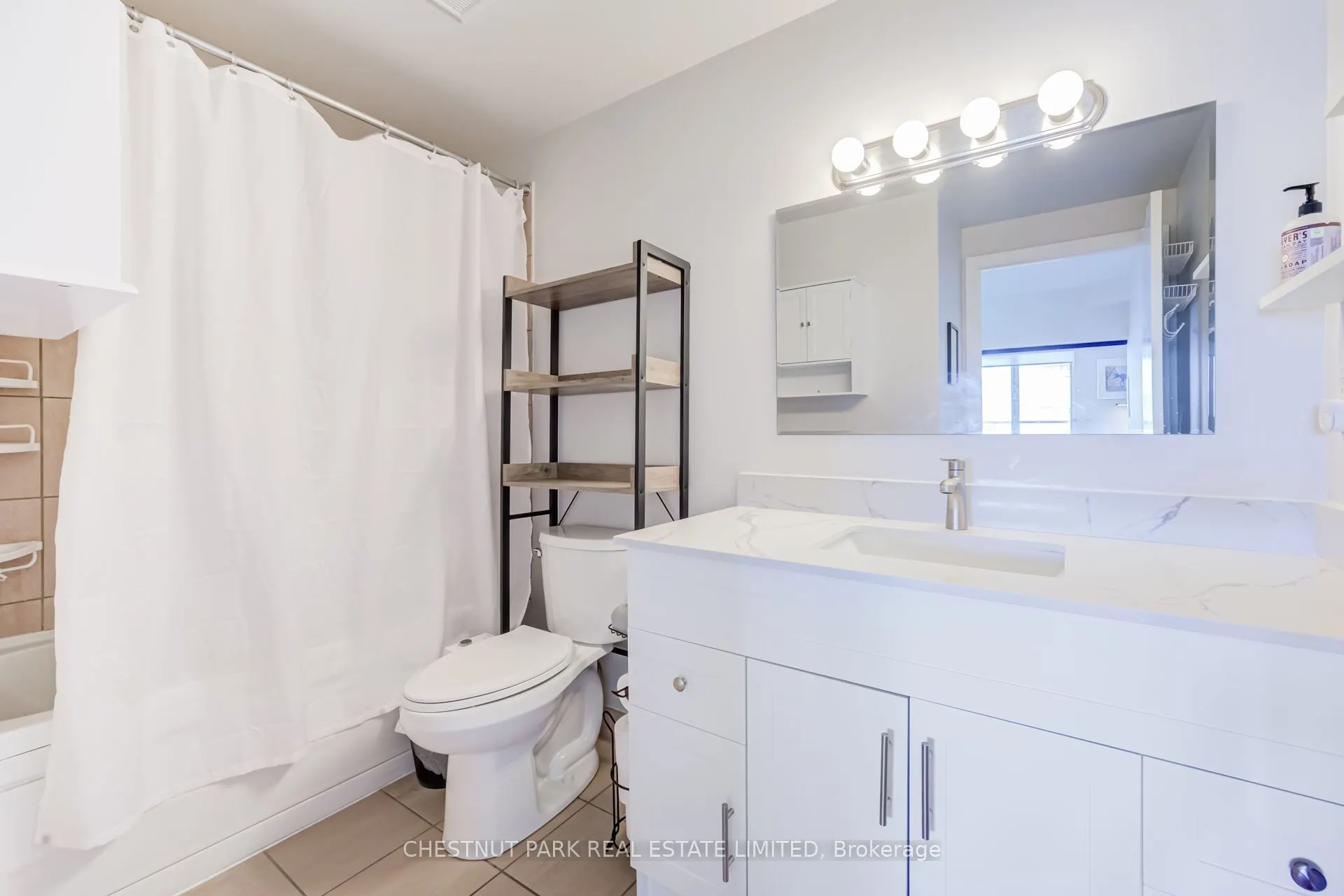 168 King Street E #914