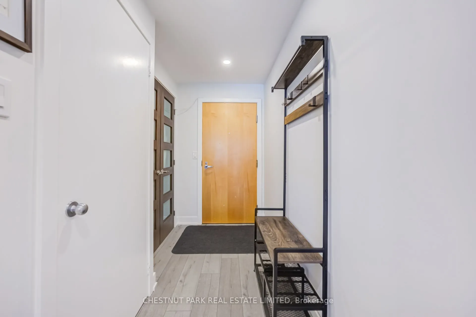 168 King Street E #914