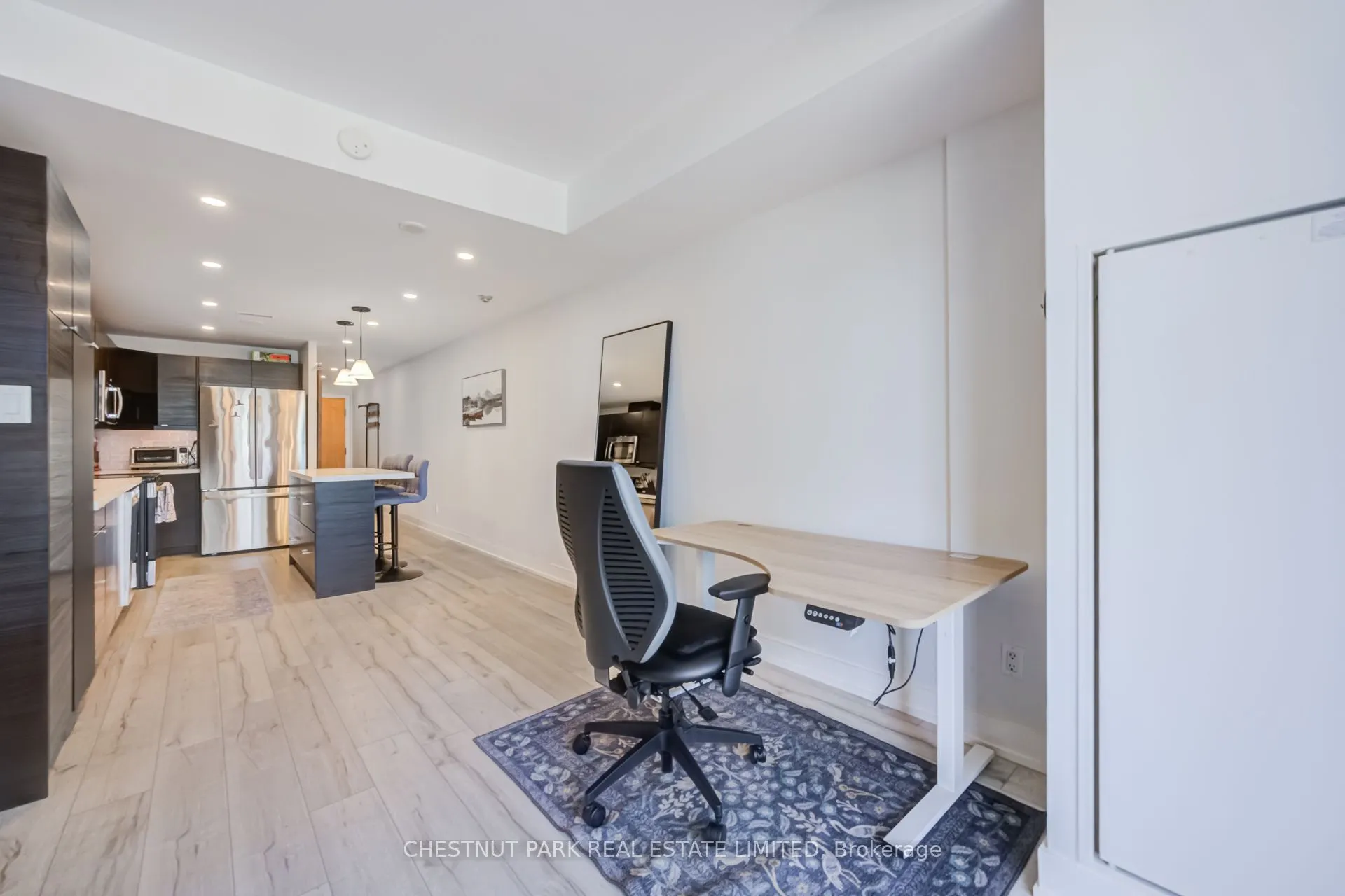 168 King Street E #914