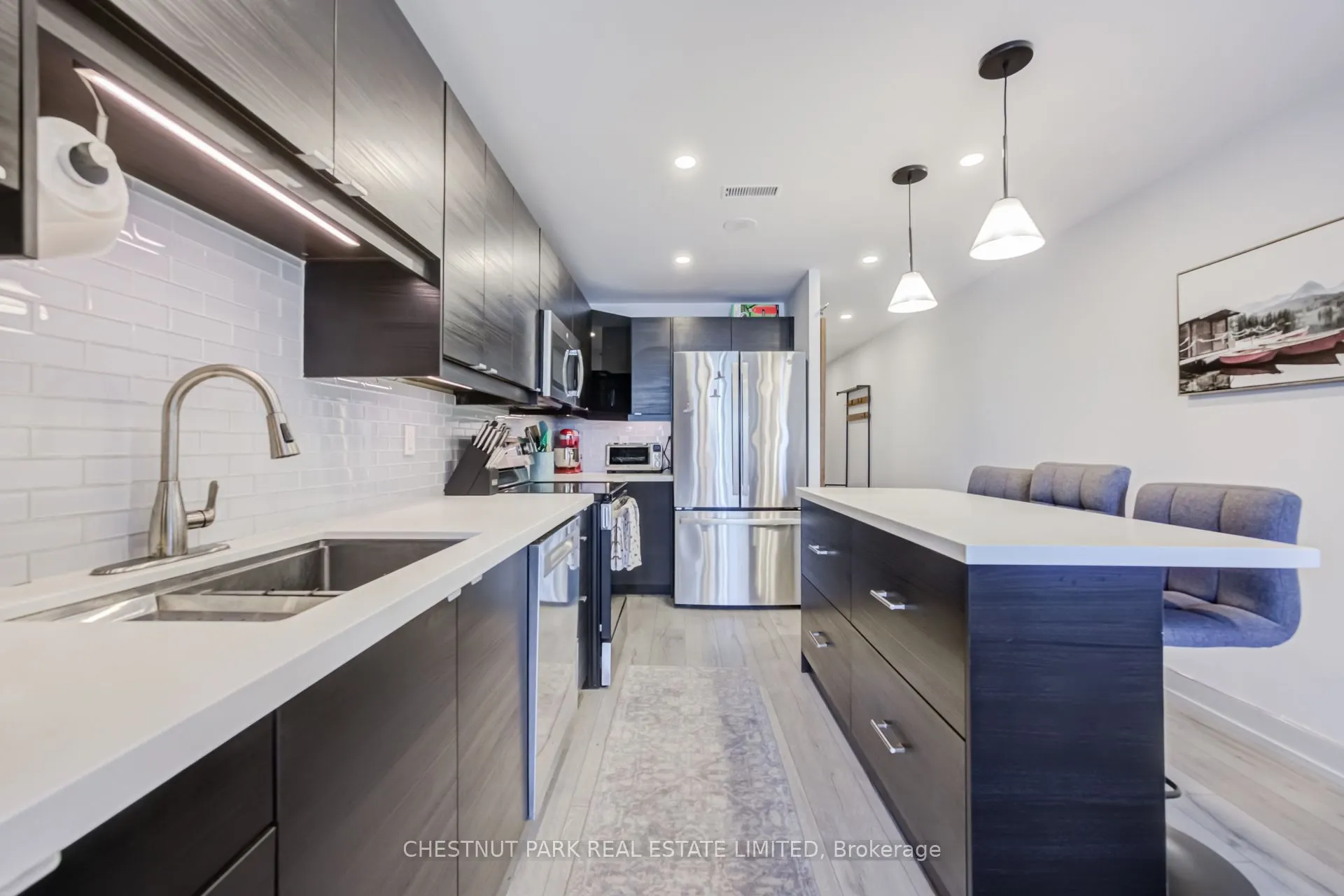 168 King Street E #914