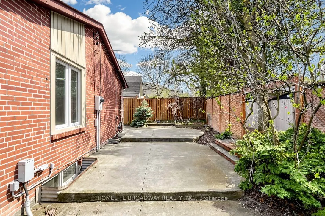 36 Bradgate Road