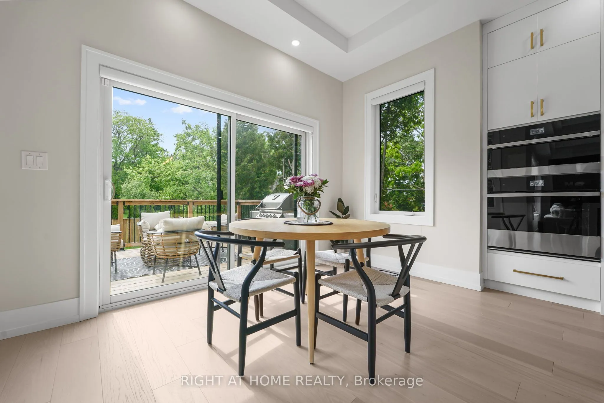 262 Senlac Road