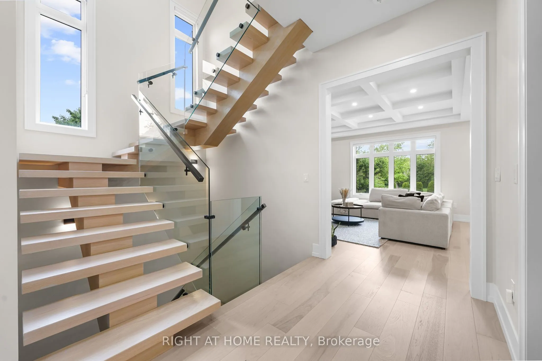 262 Senlac Road