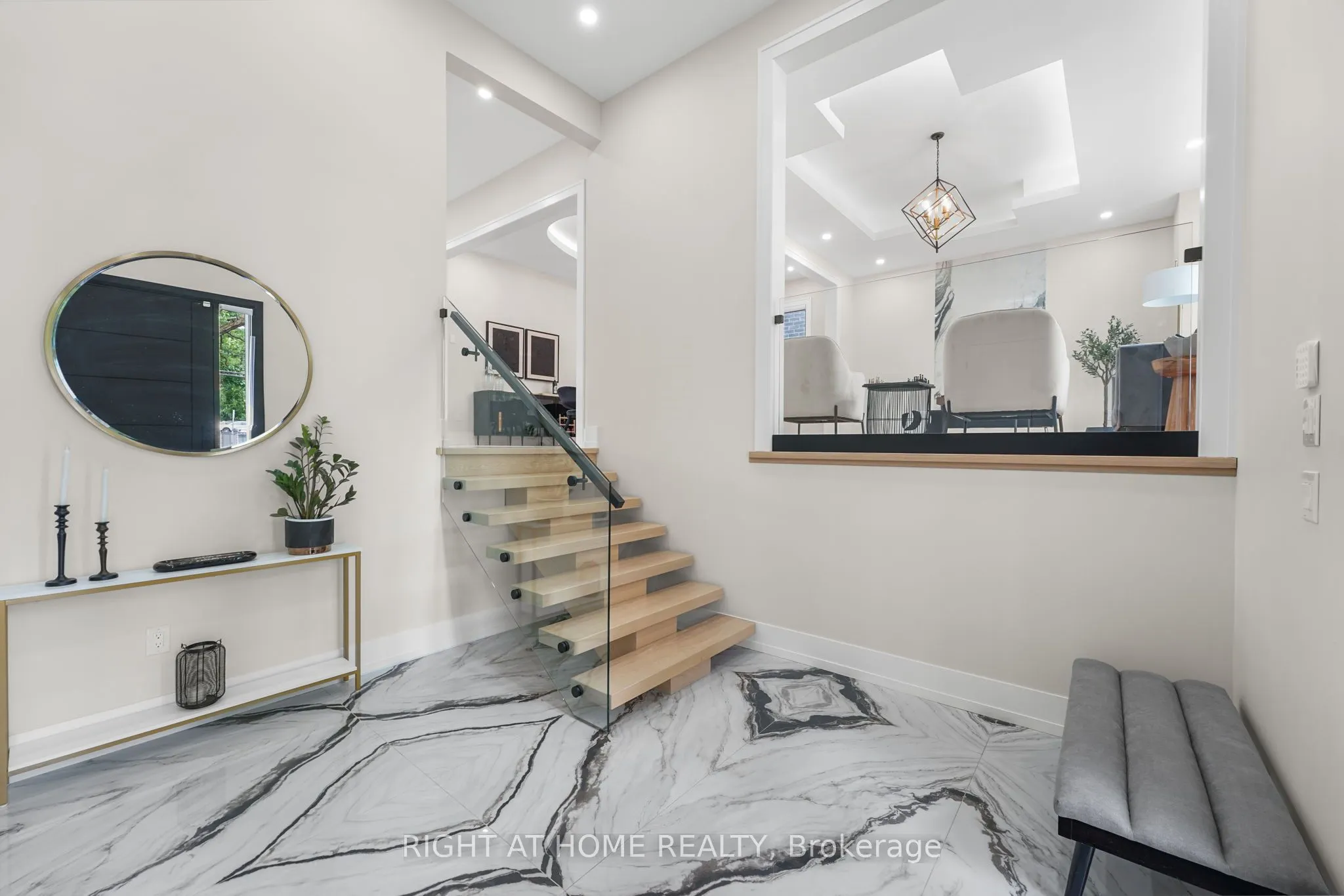 262 Senlac Road