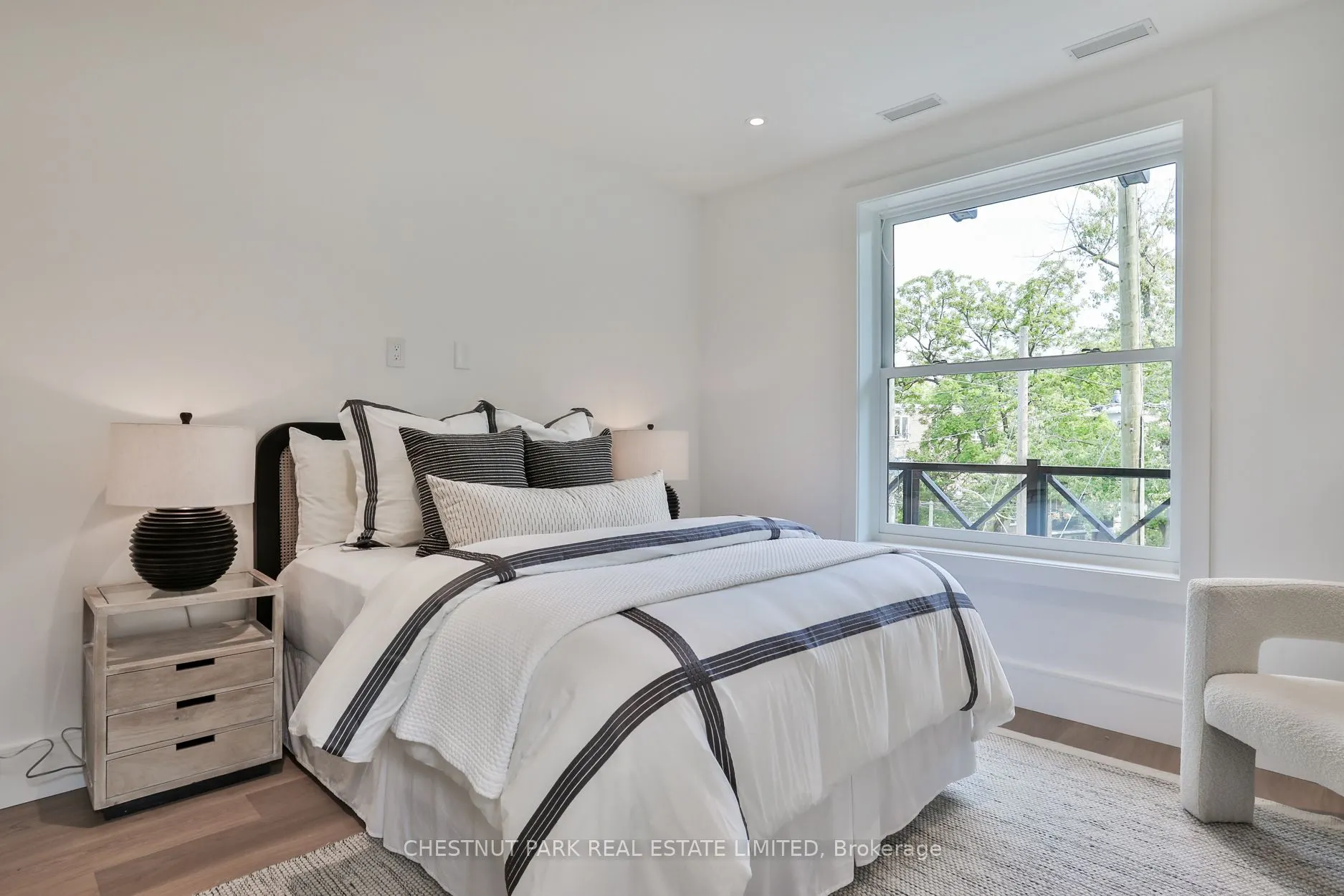 10 Rosedale Road