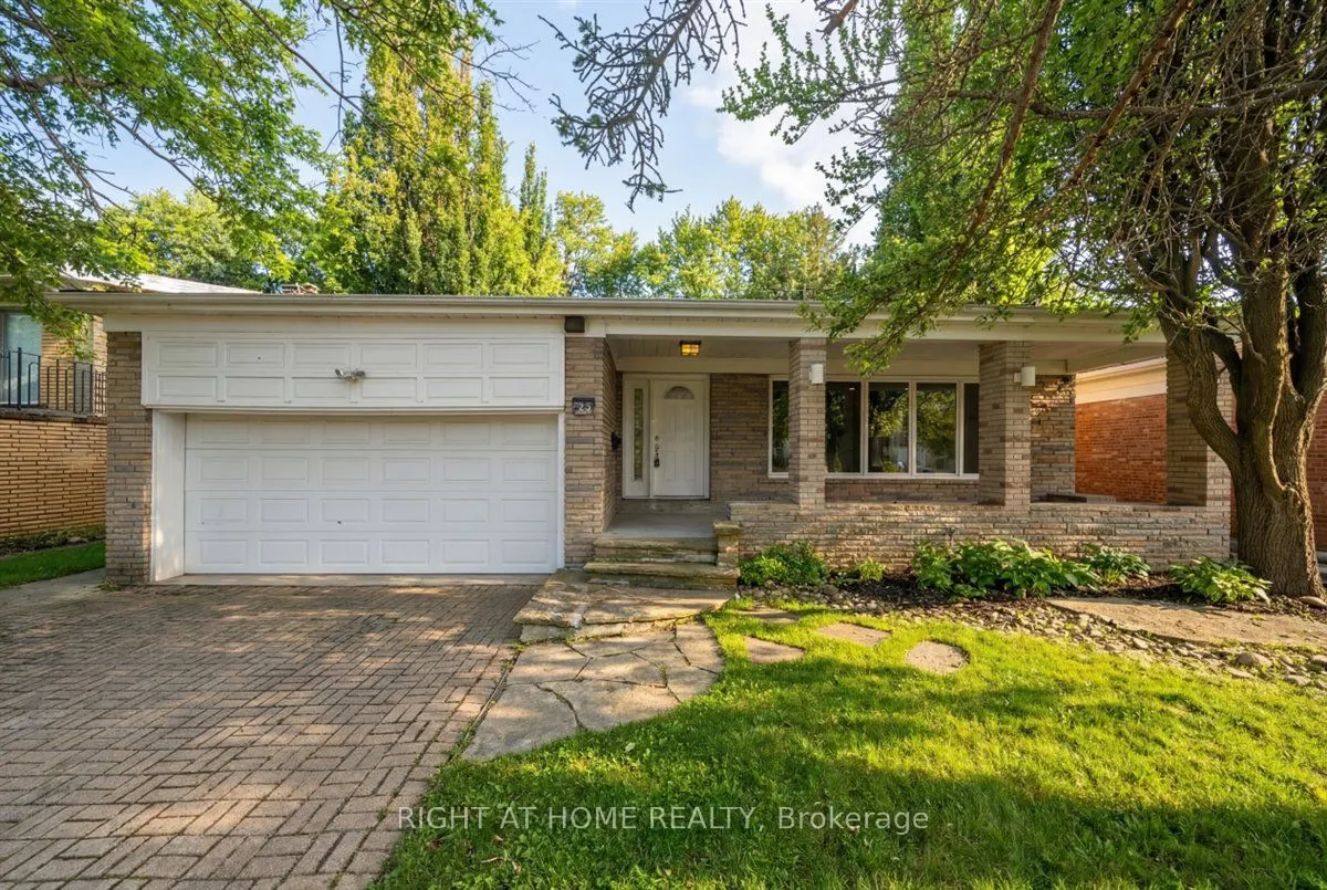 23 Christine Crescent