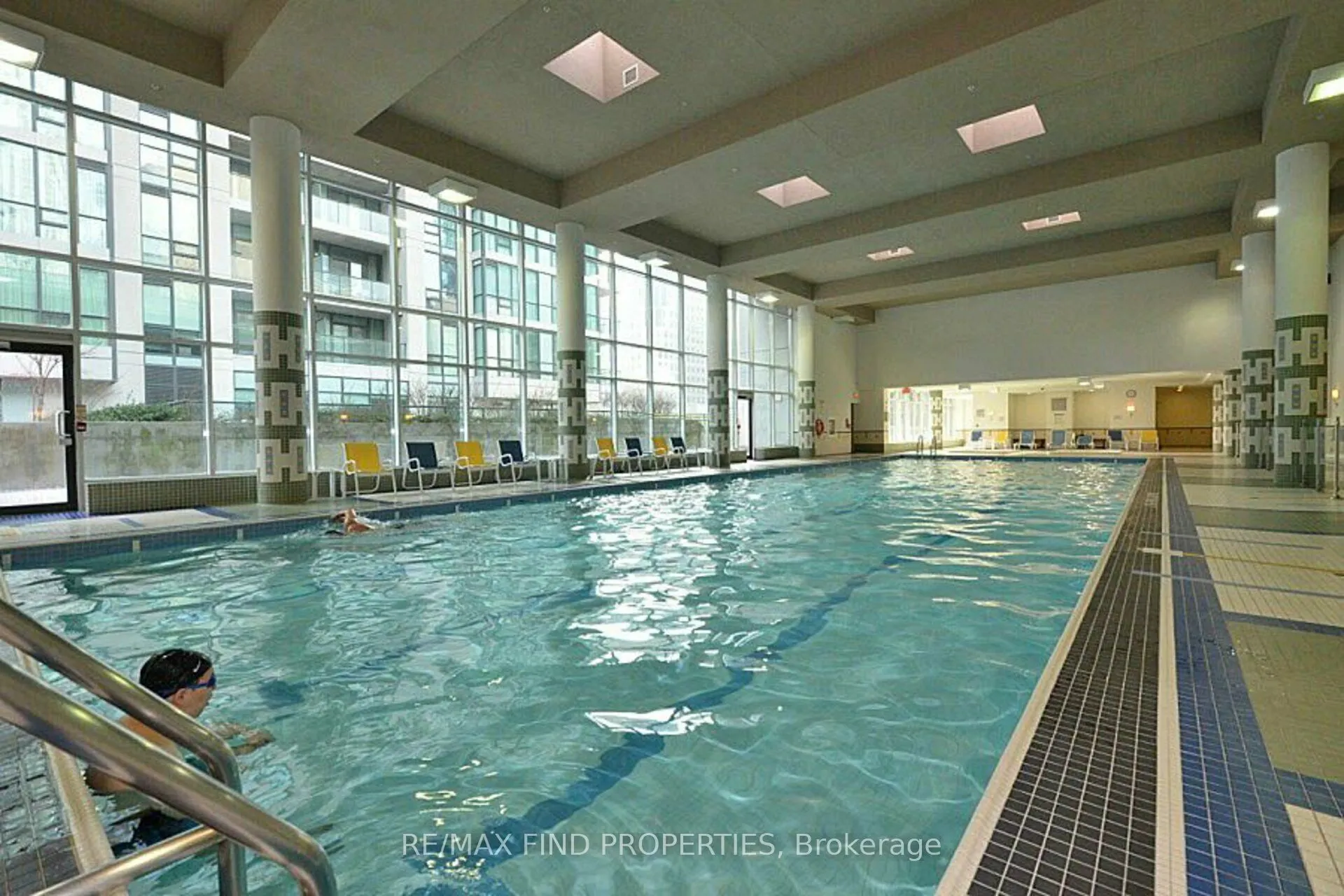 12 Yonge Street #1505