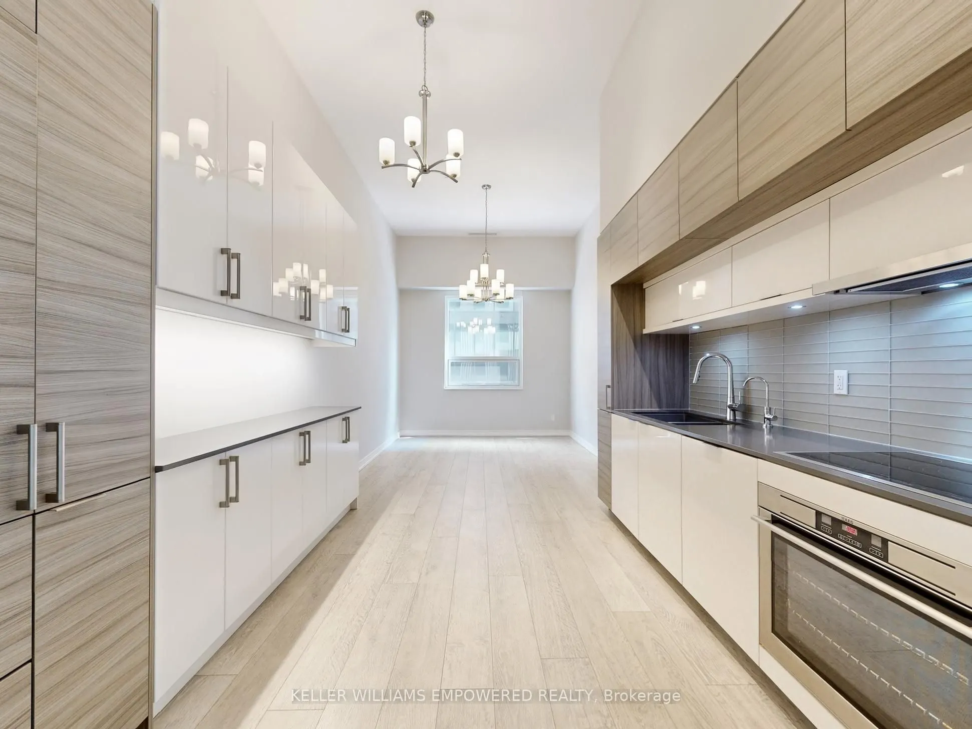88 Scott Street #307