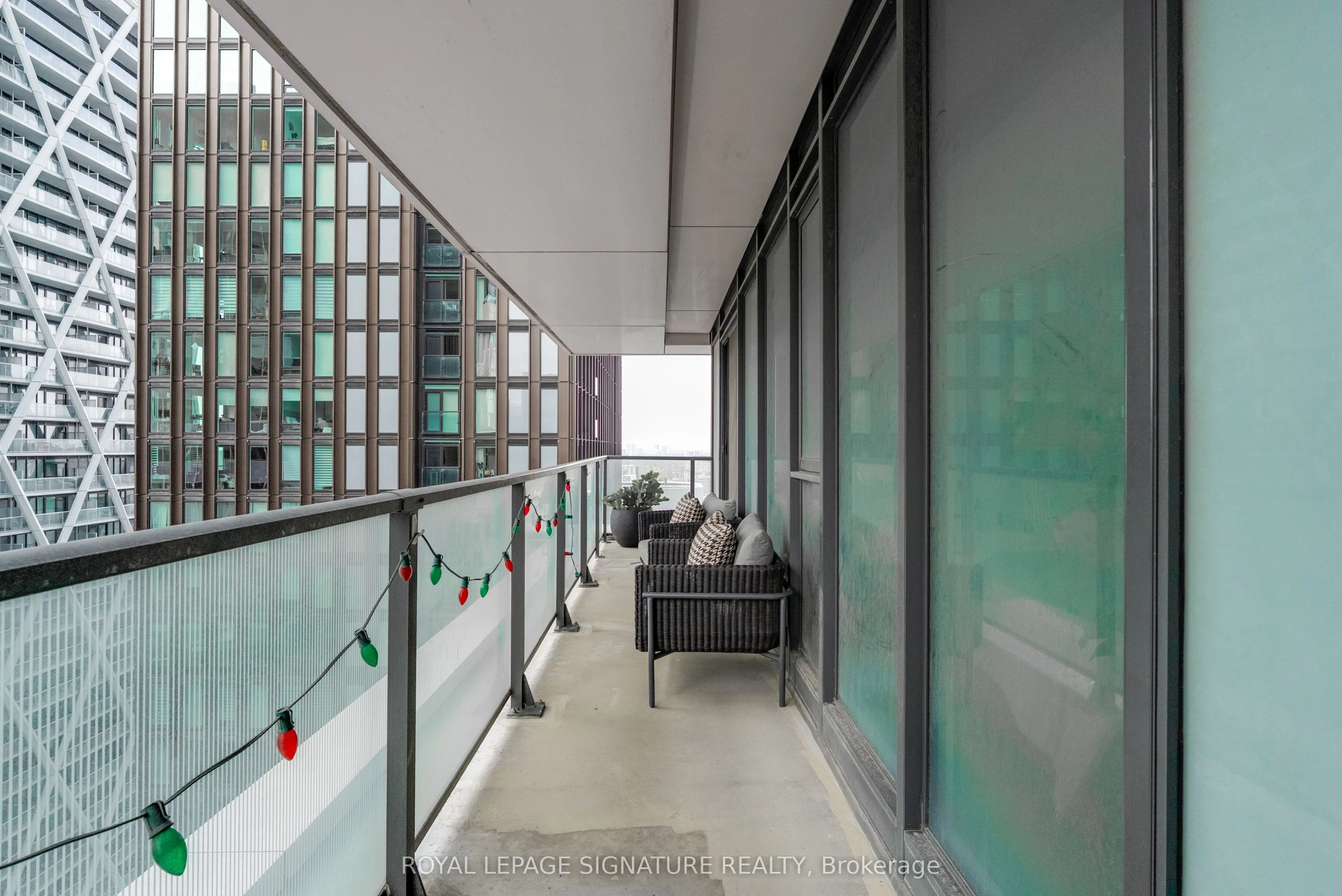 426 University Avenue #2503