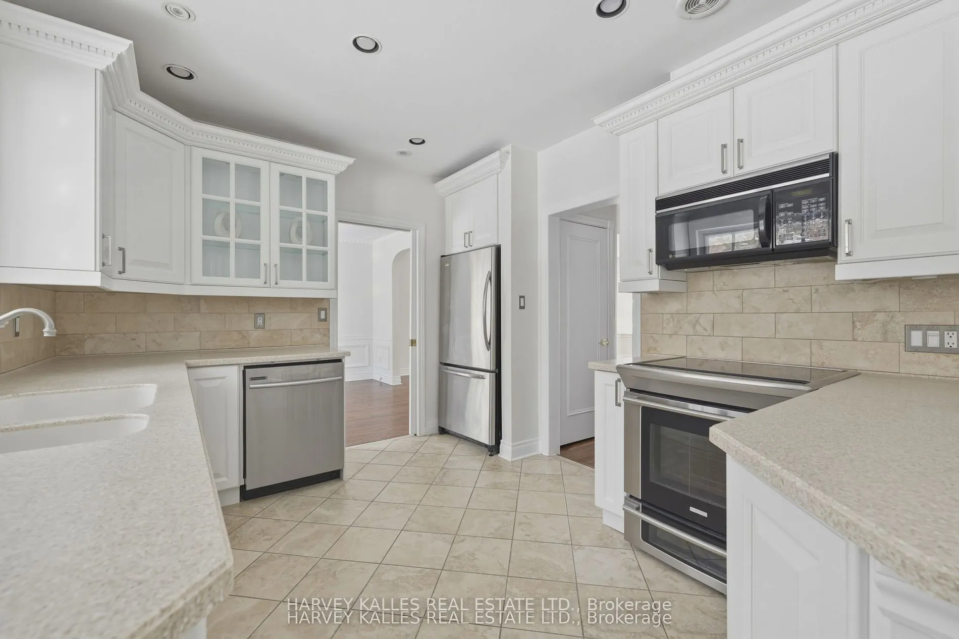 530 Blythwood Road