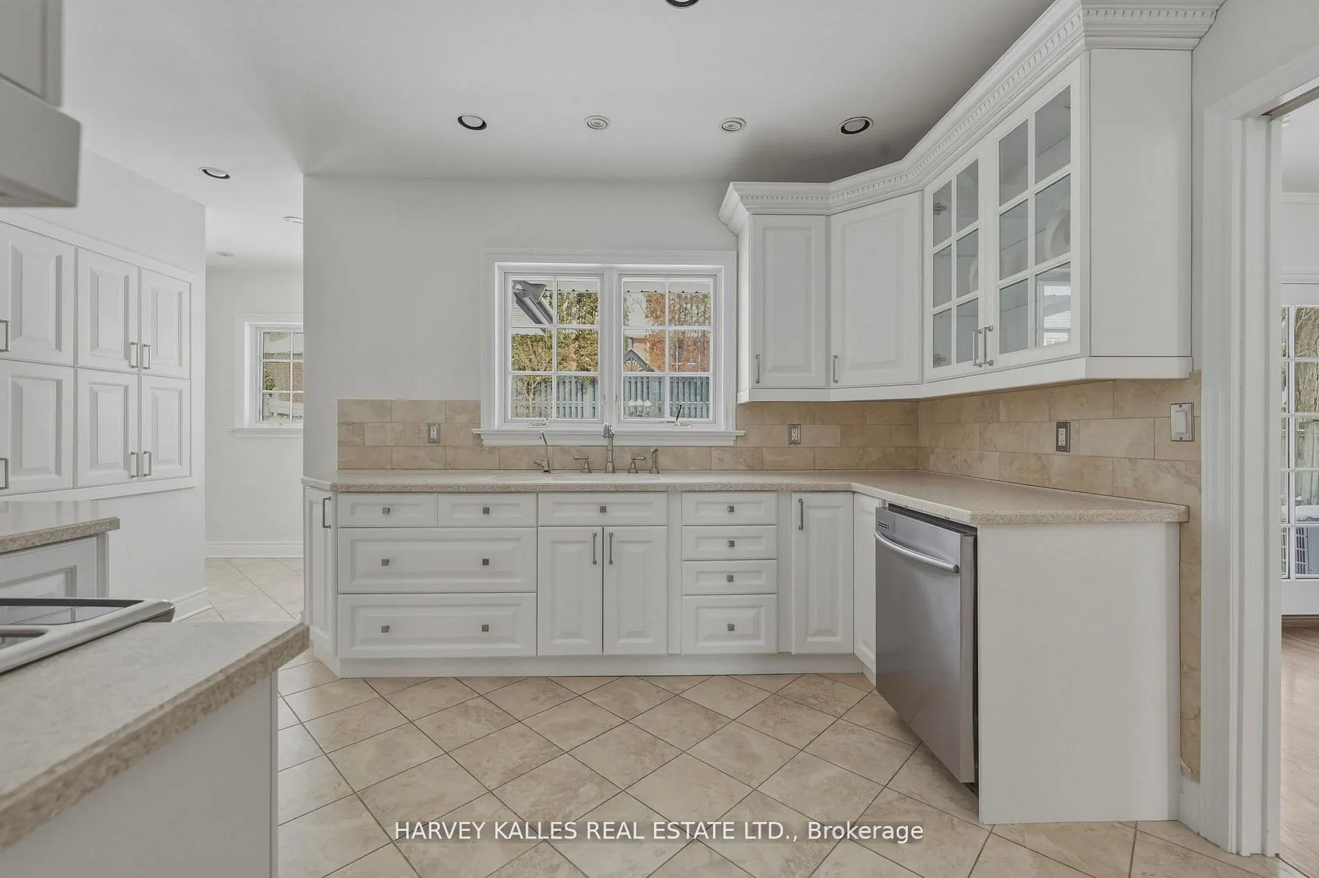 530 Blythwood Road
