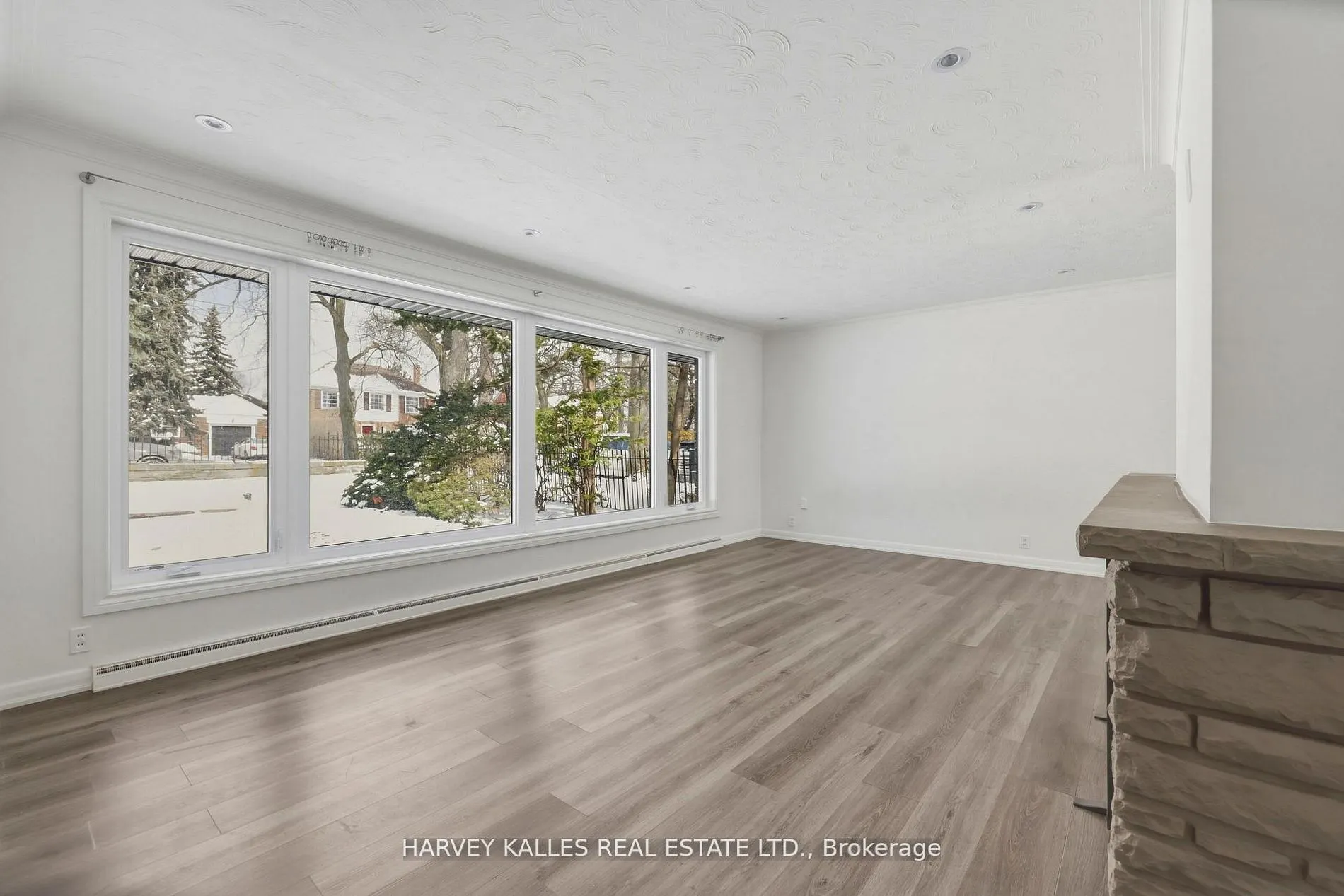 537 Blythwood Road