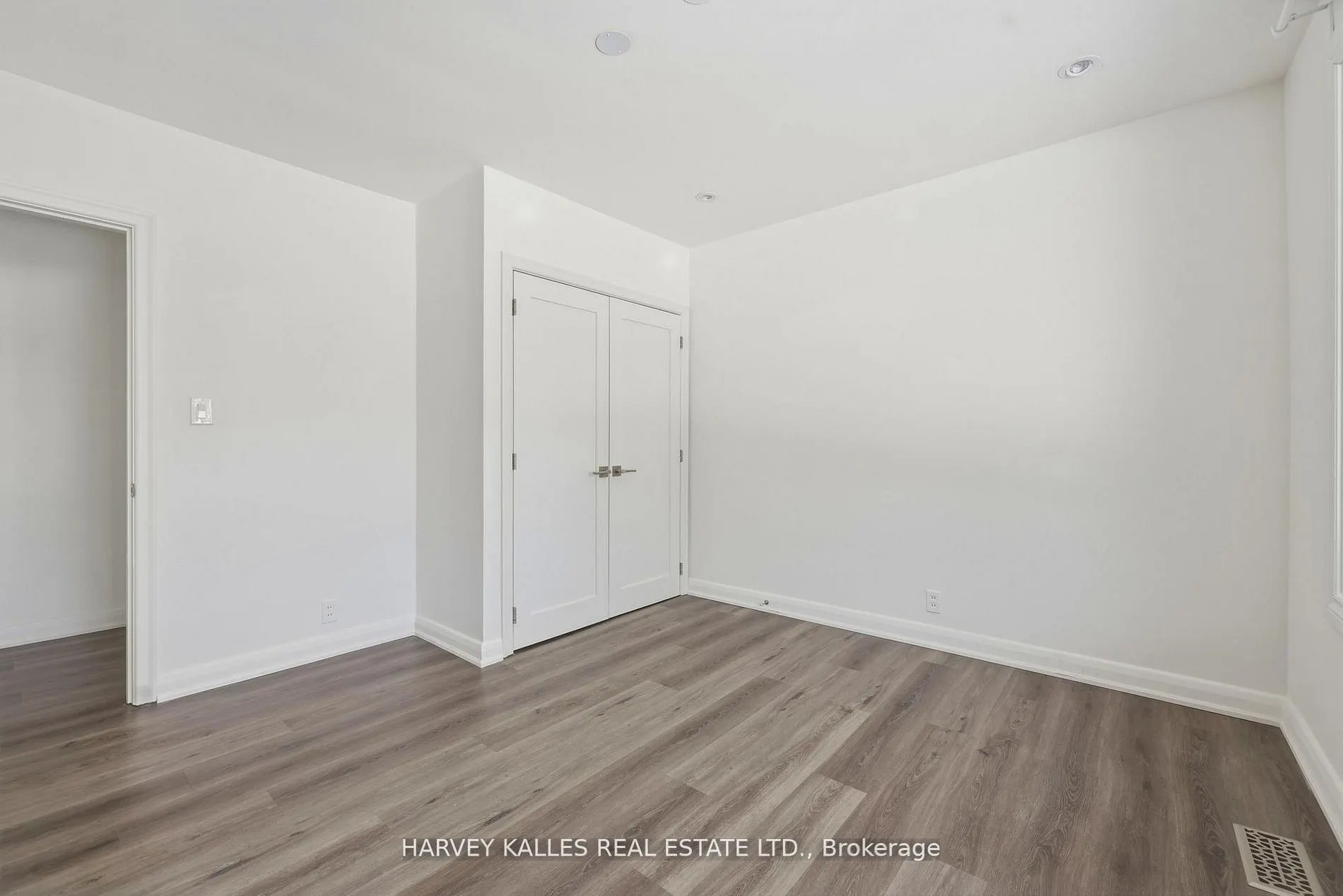 537 Blythwood Road