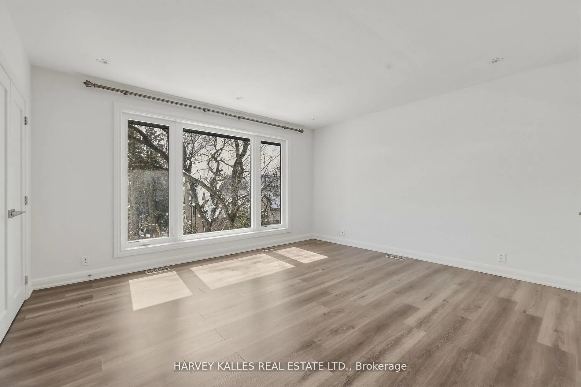 537 Blythwood Road
