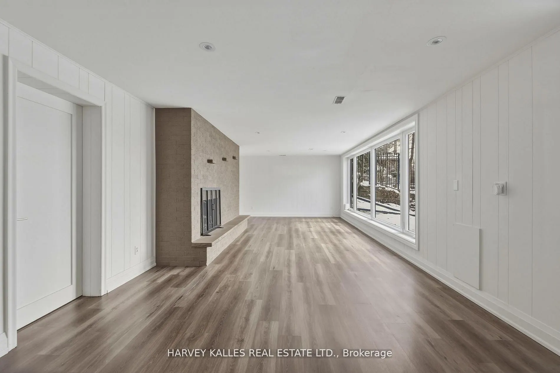537 Blythwood Road