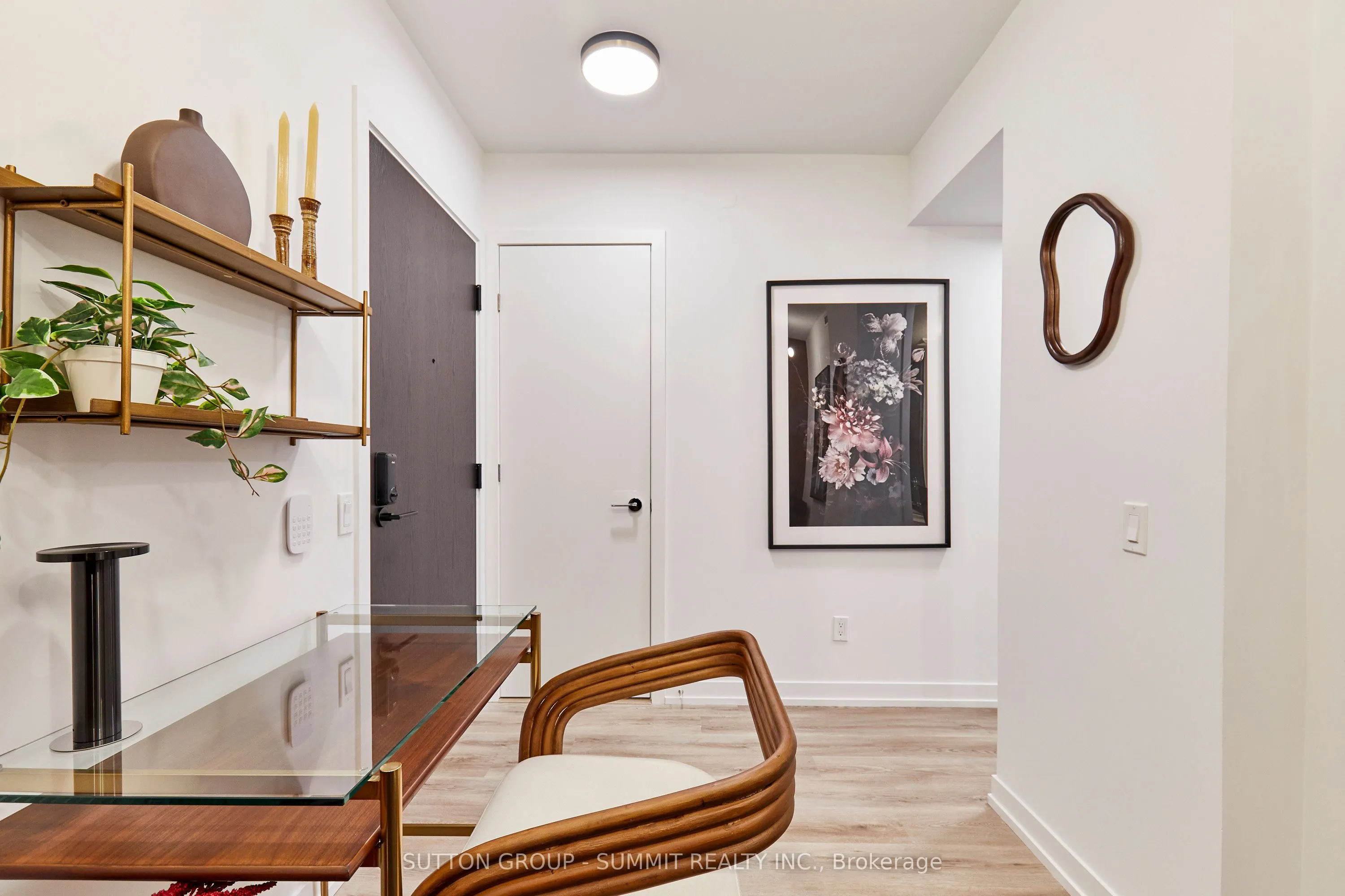 771 YONGE Street #2501