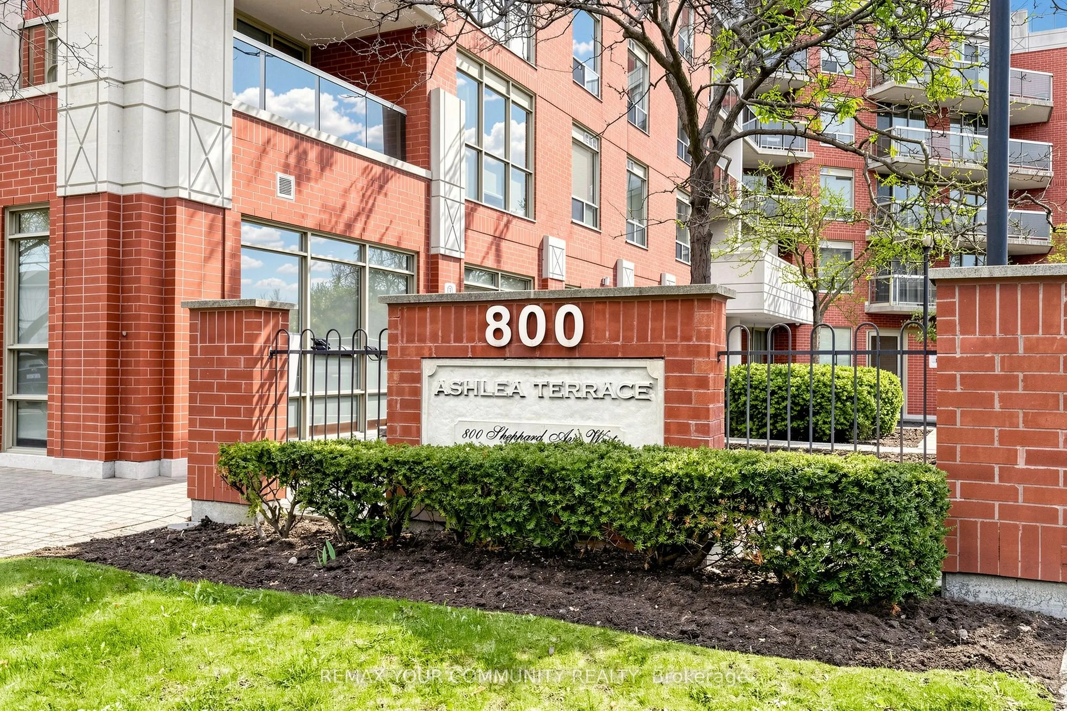 800 Sheppard Avenue W #506