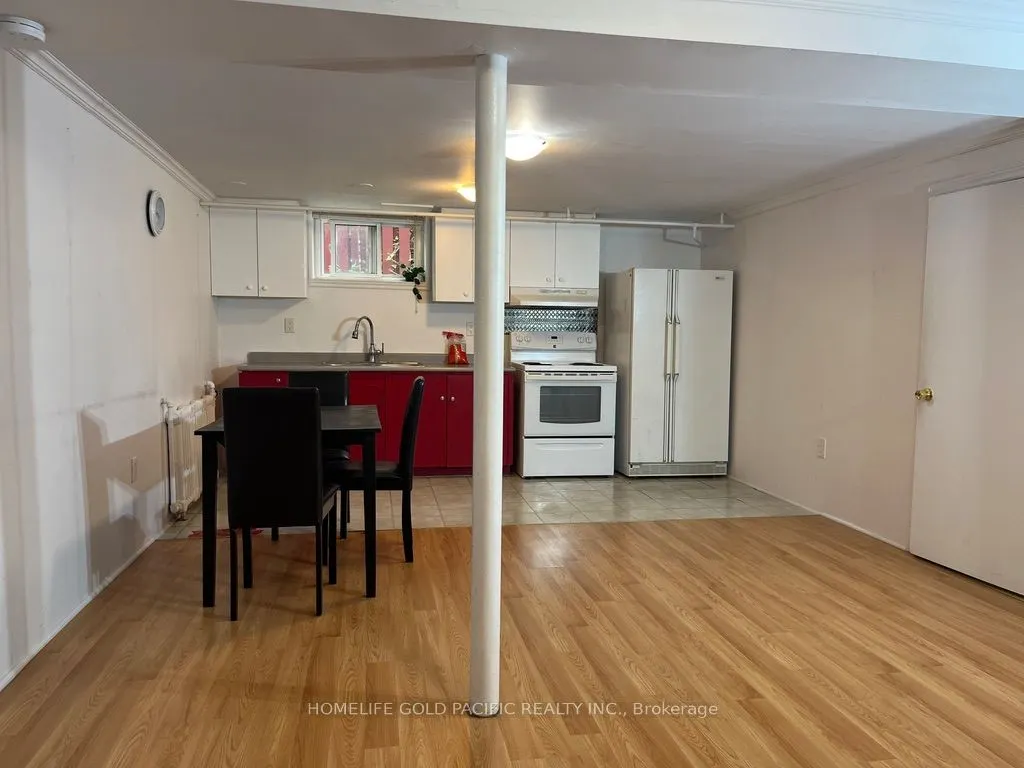 244 Maxwell (Basement) Street