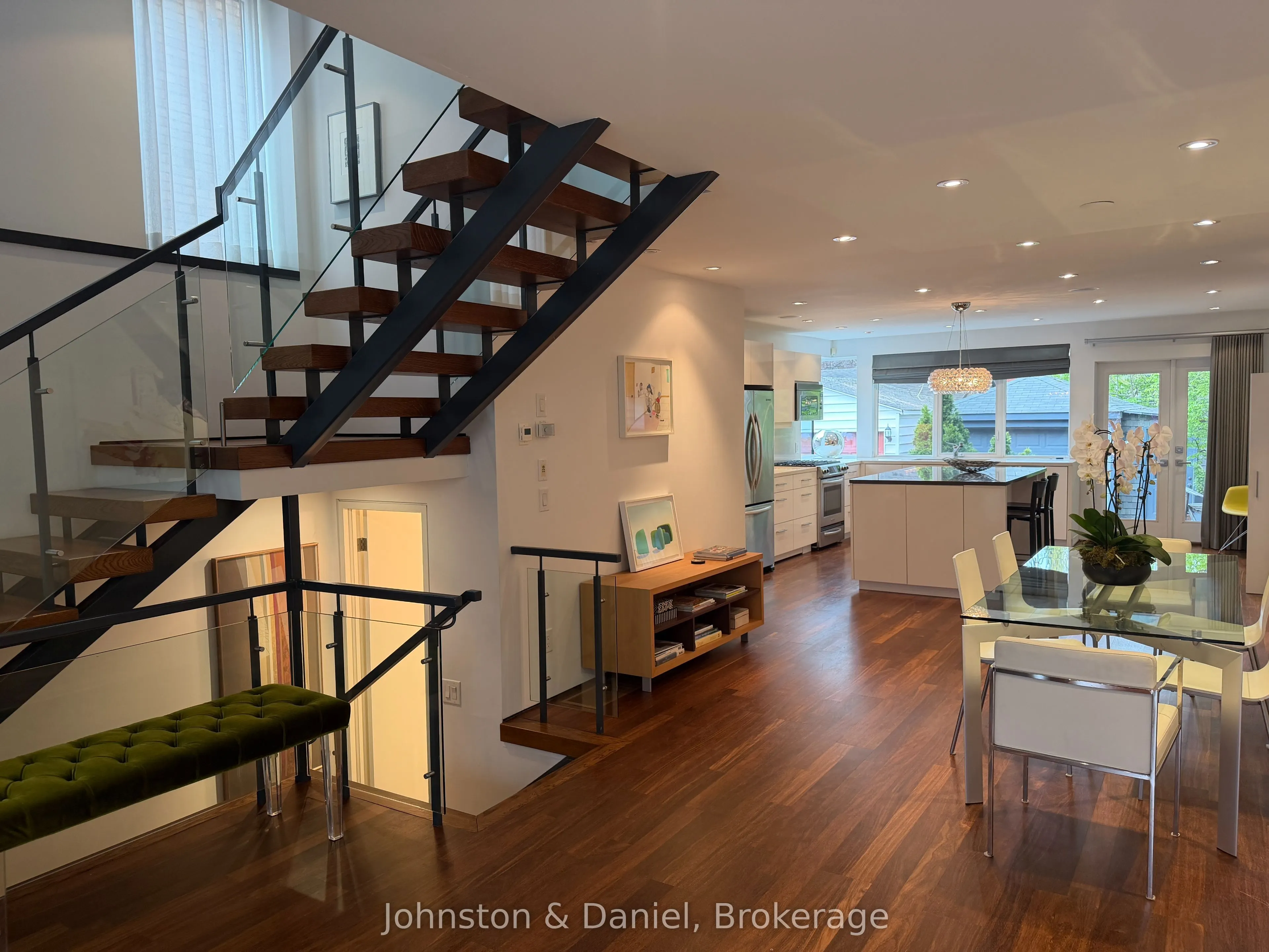 44 Standish Avenue